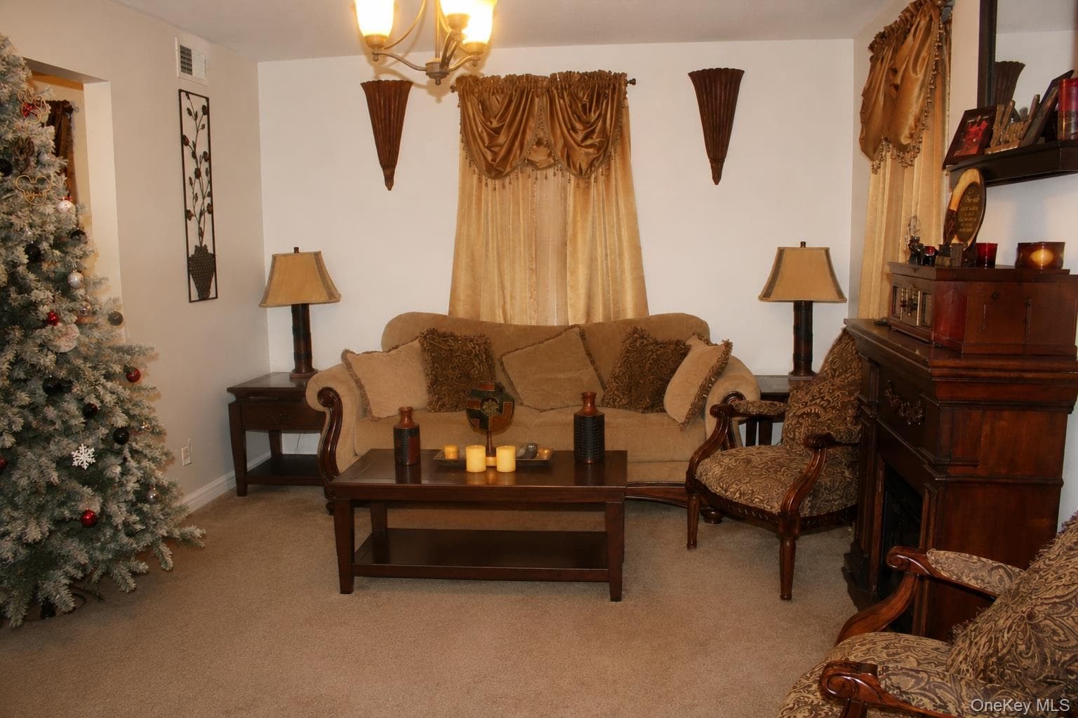 12853 Brookville Boulevard thumbnail 5