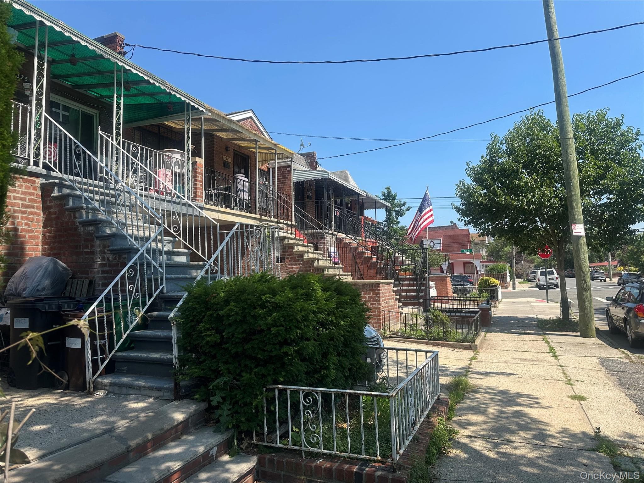 1375 E 101st Street thumbnail 3