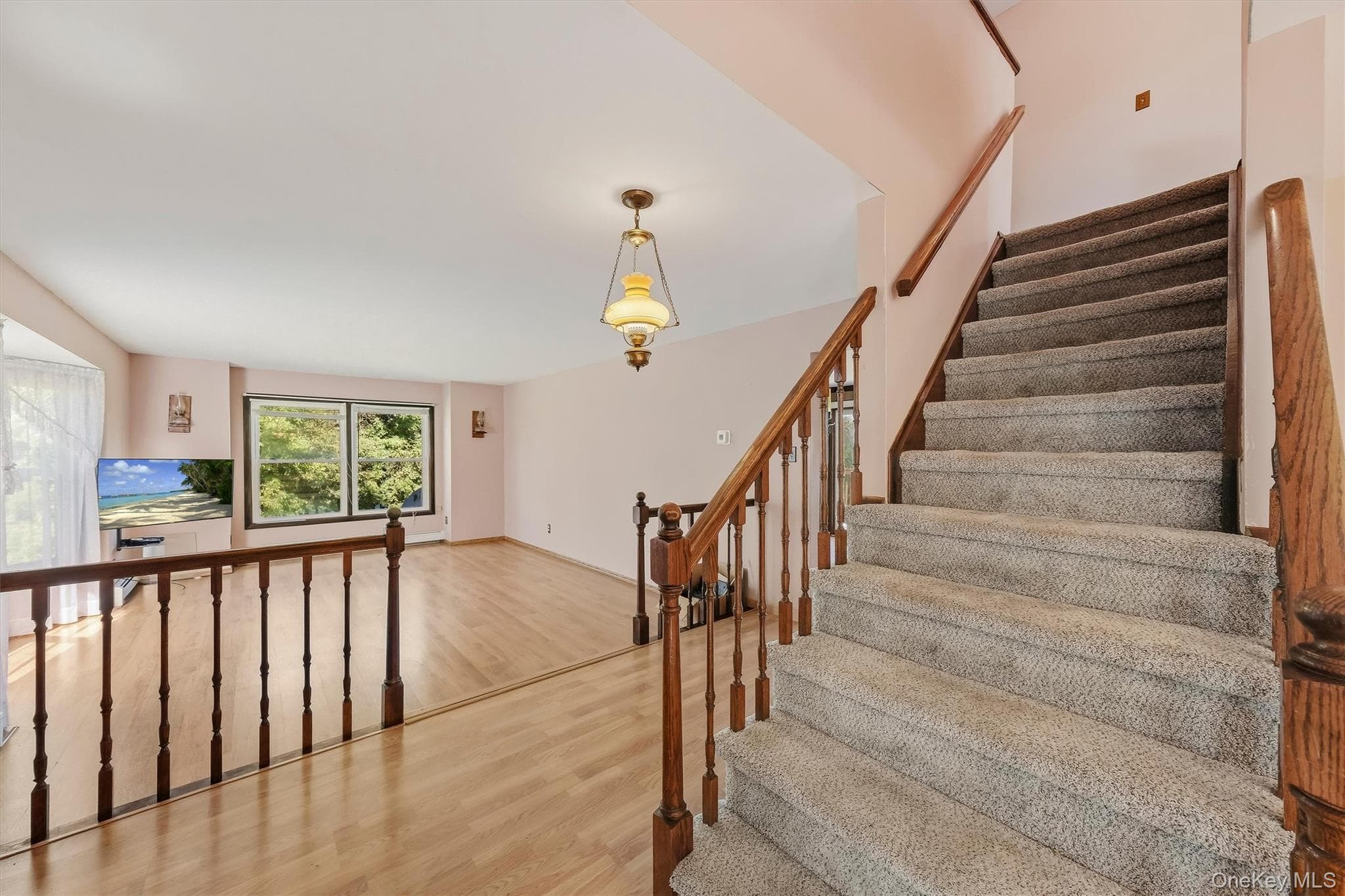 173 Hasbrouck Road thumbnail 9