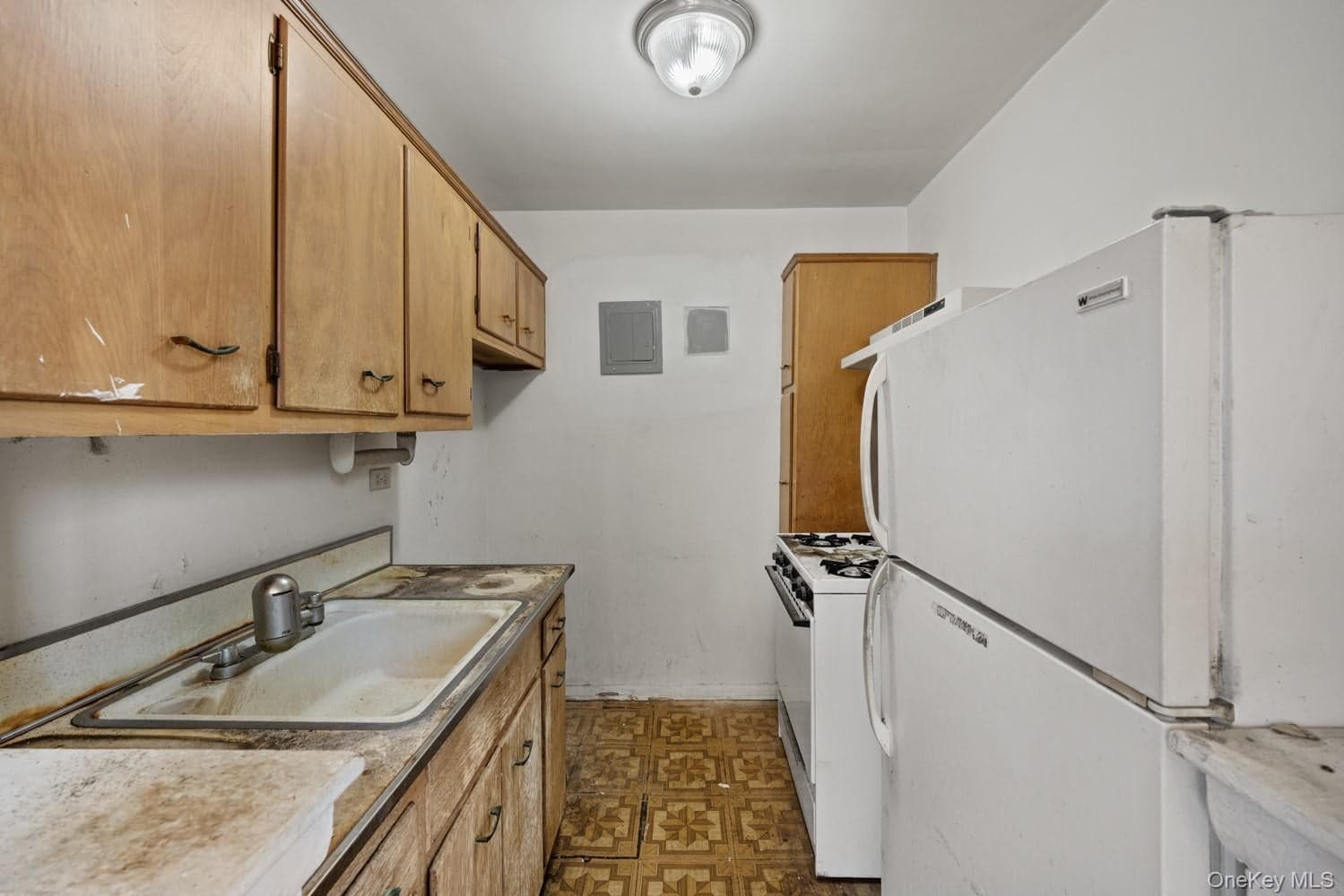 9906 58th Avenue Unit: 5L thumbnail 4