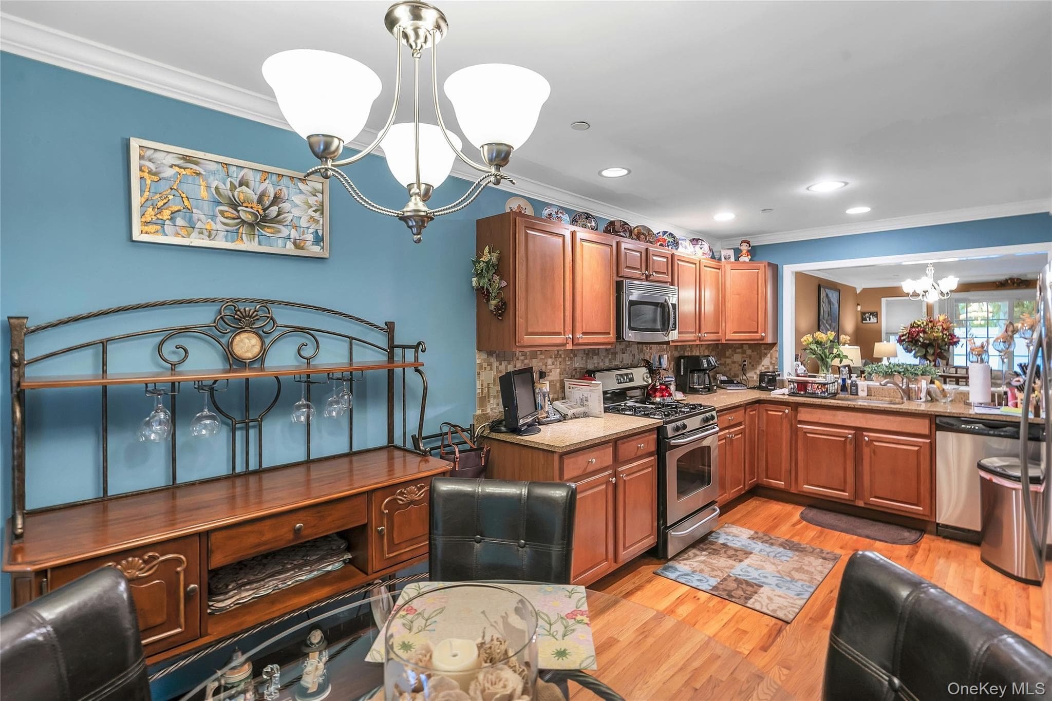 176 Merrick Road Unit: 10 thumbnail 14