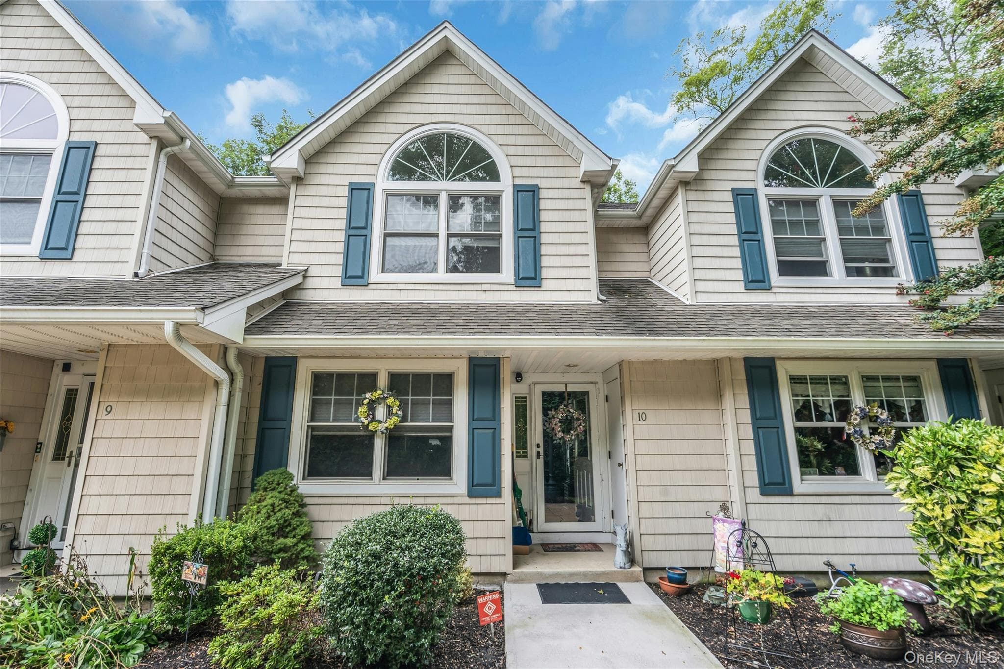 176 Merrick Road Unit: 10, Amityville