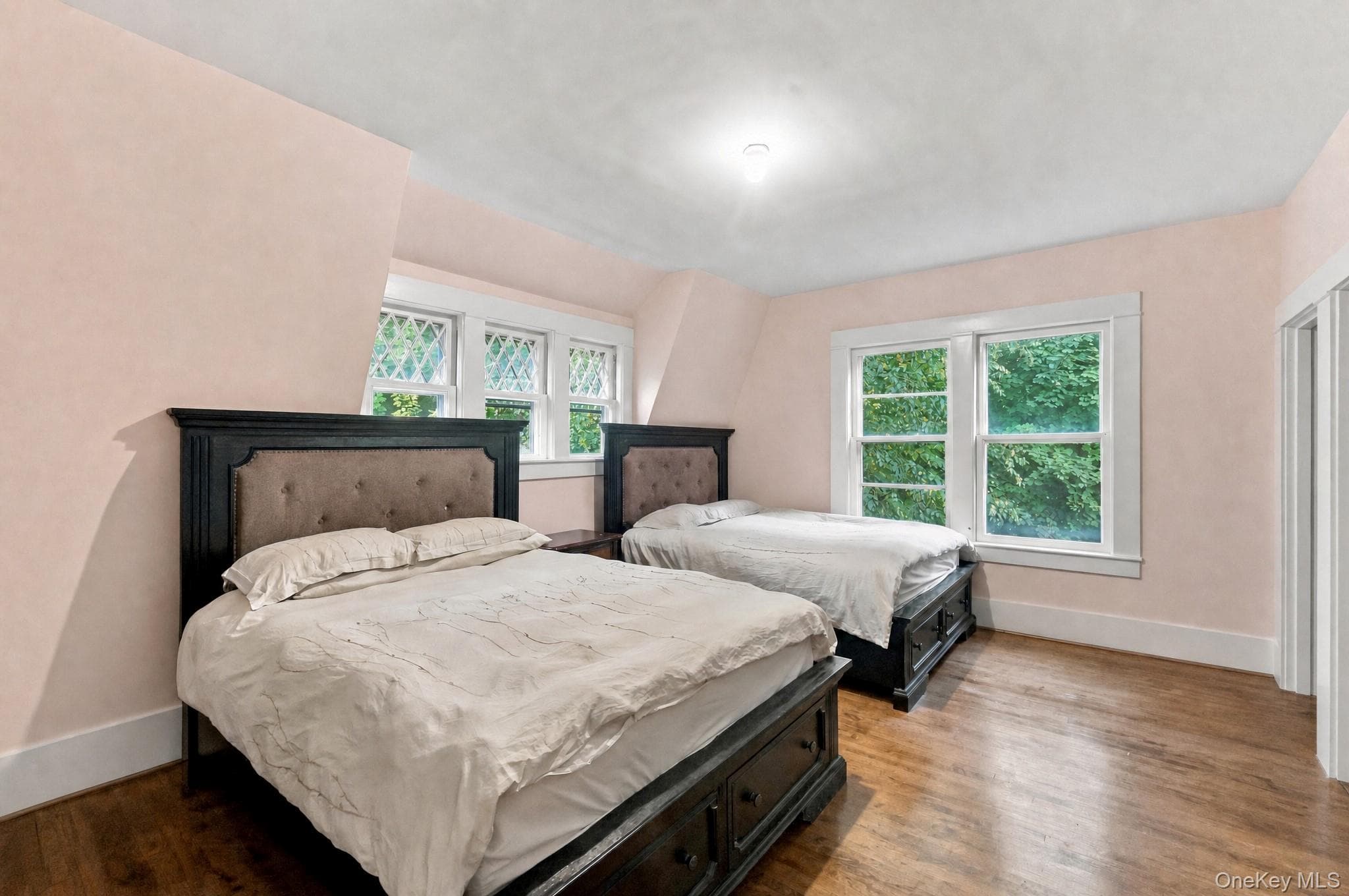 46 Grandview Avenue thumbnail 19