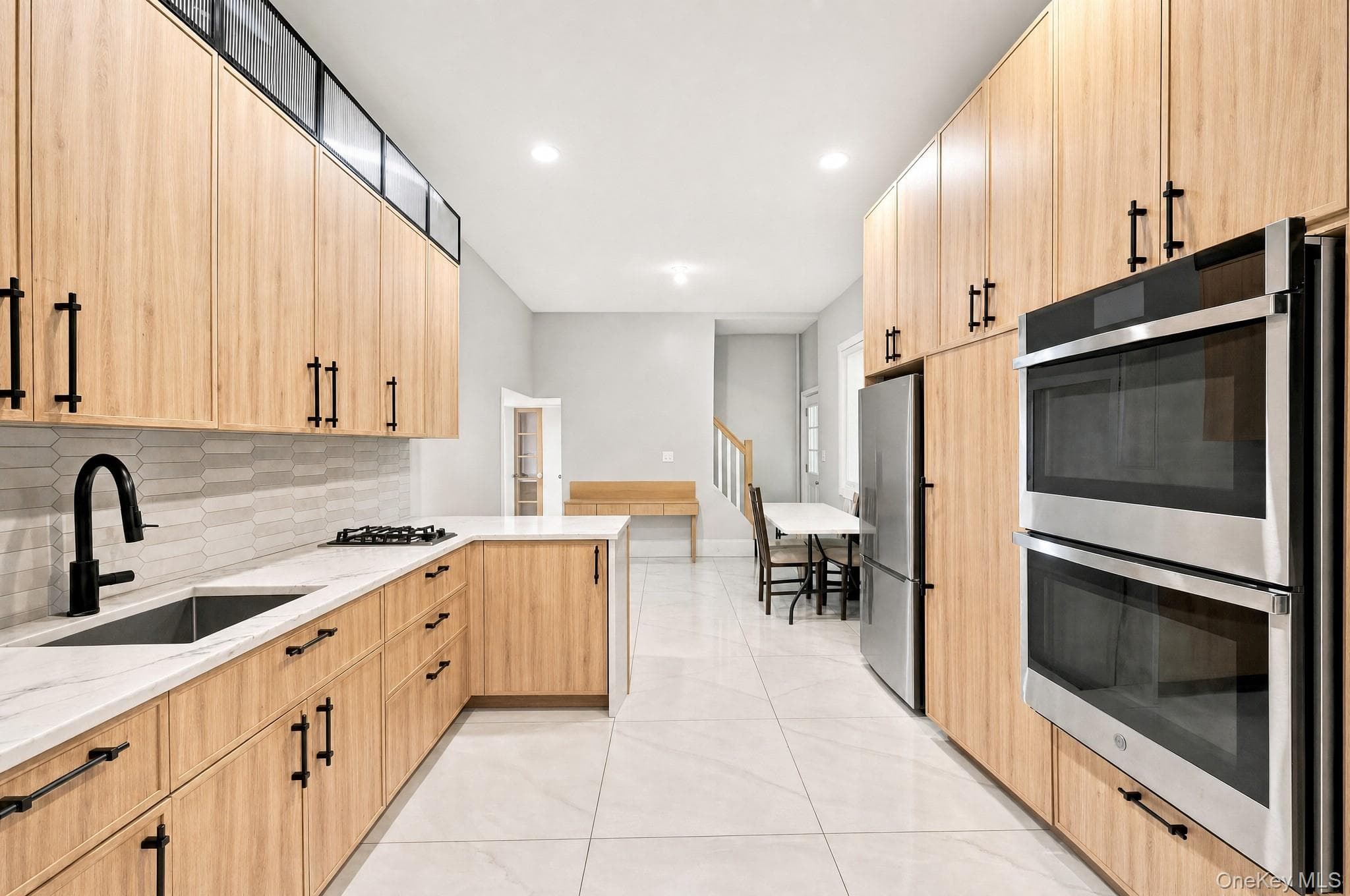 46 Grandview Avenue thumbnail 4