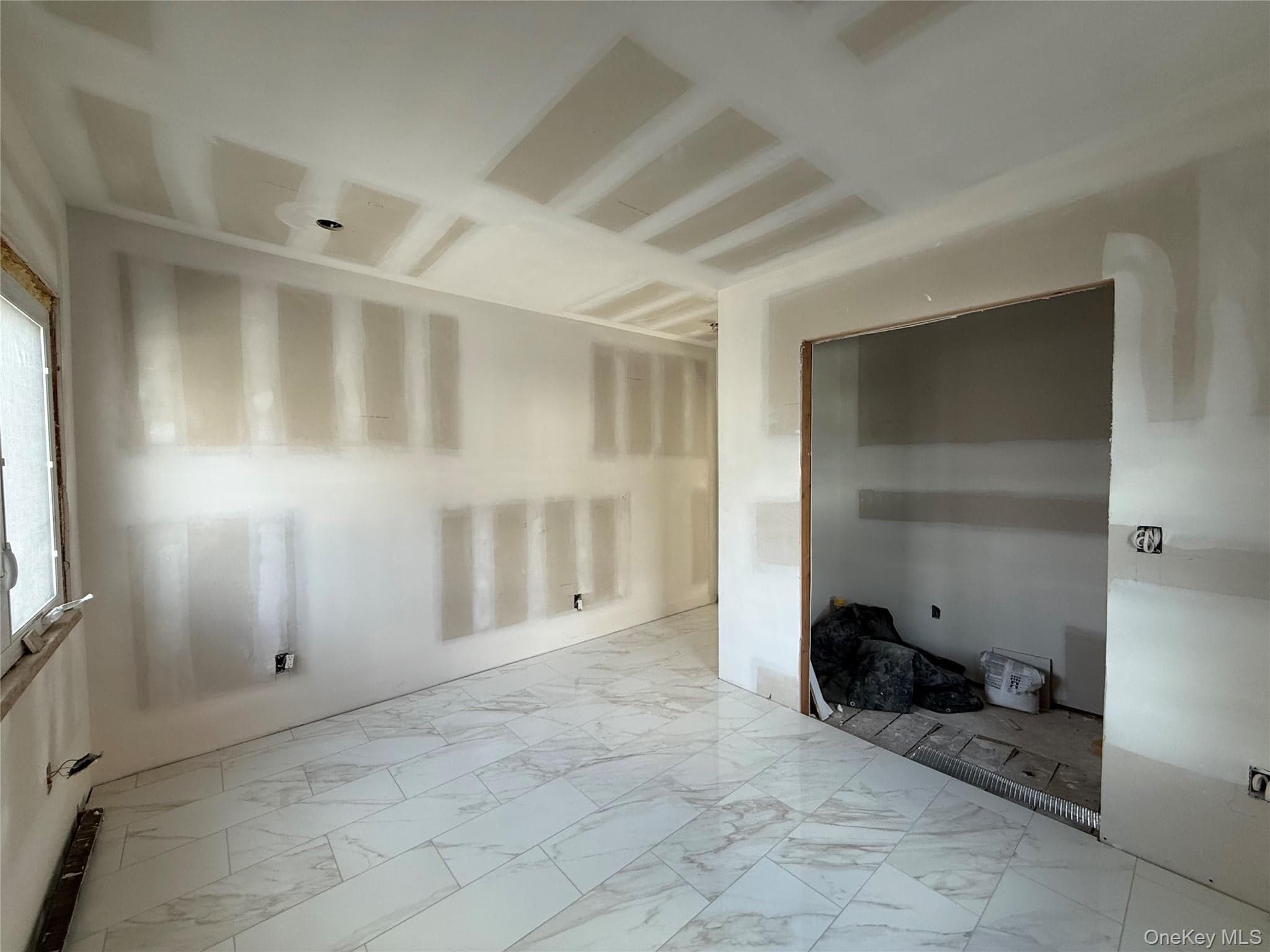 36 E Fulton Street thumbnail 9