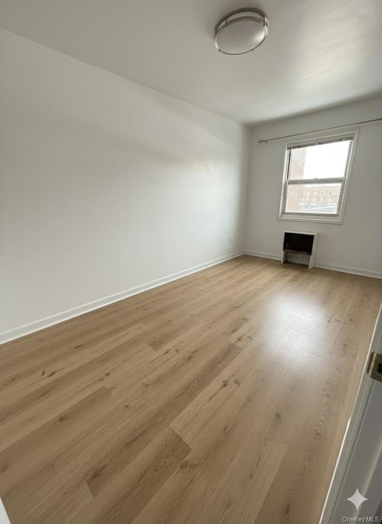 68-56 140 Street Unit: Upper thumbnail 4