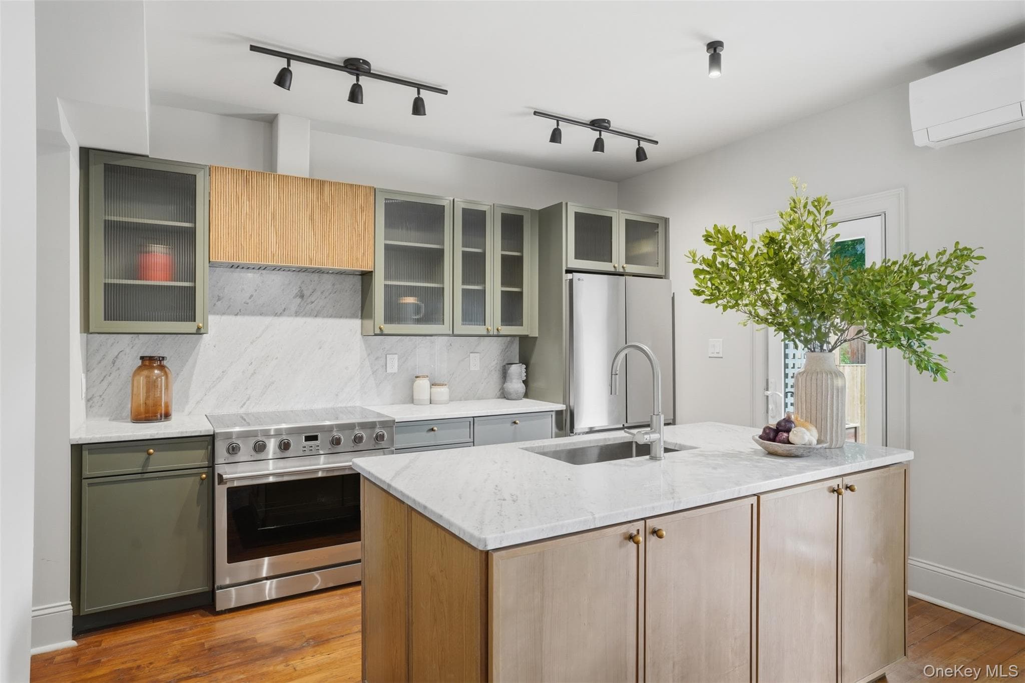 625 Delaware Avenue thumbnail 8