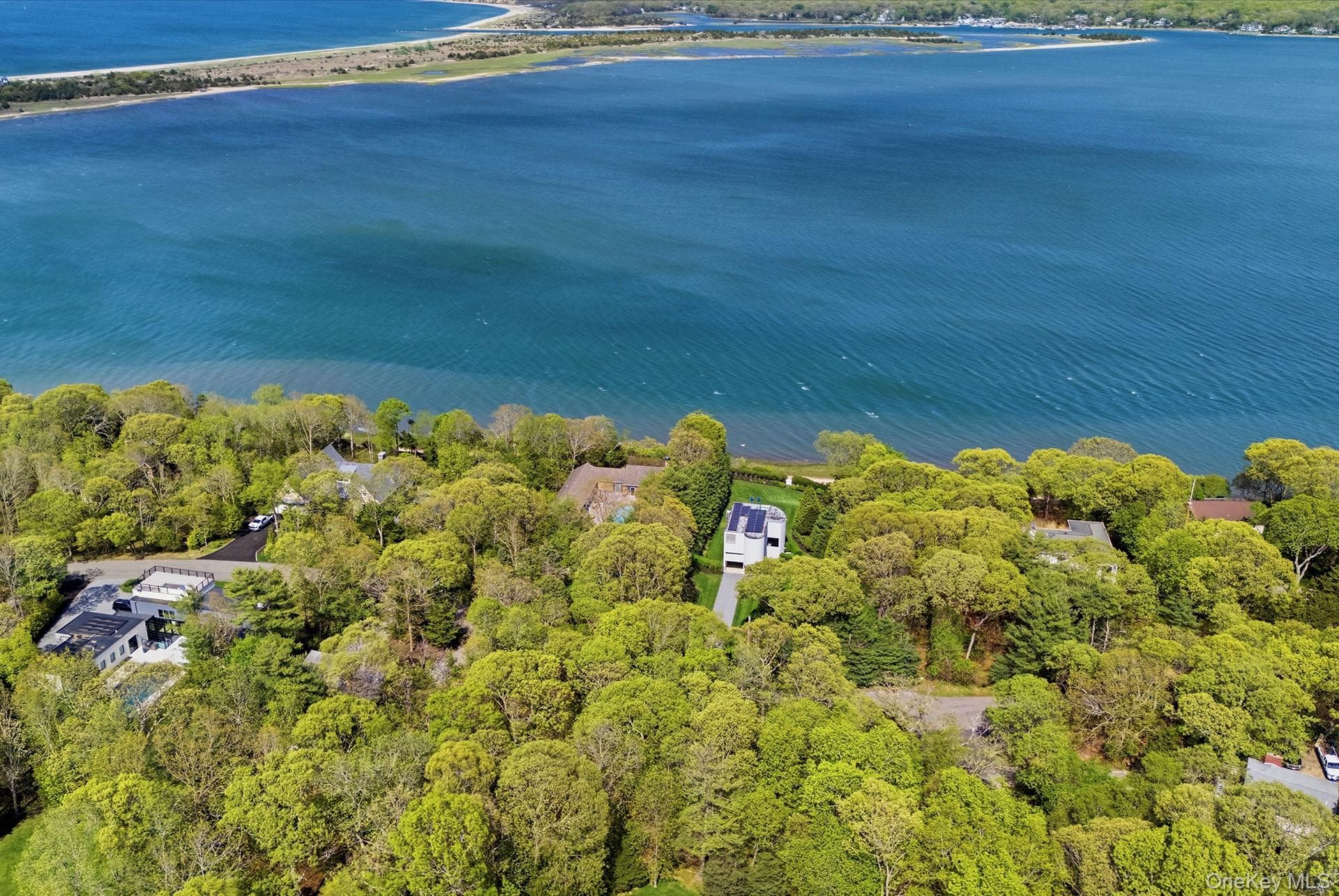 27 Three Mile Harbor Drive thumbnail 2