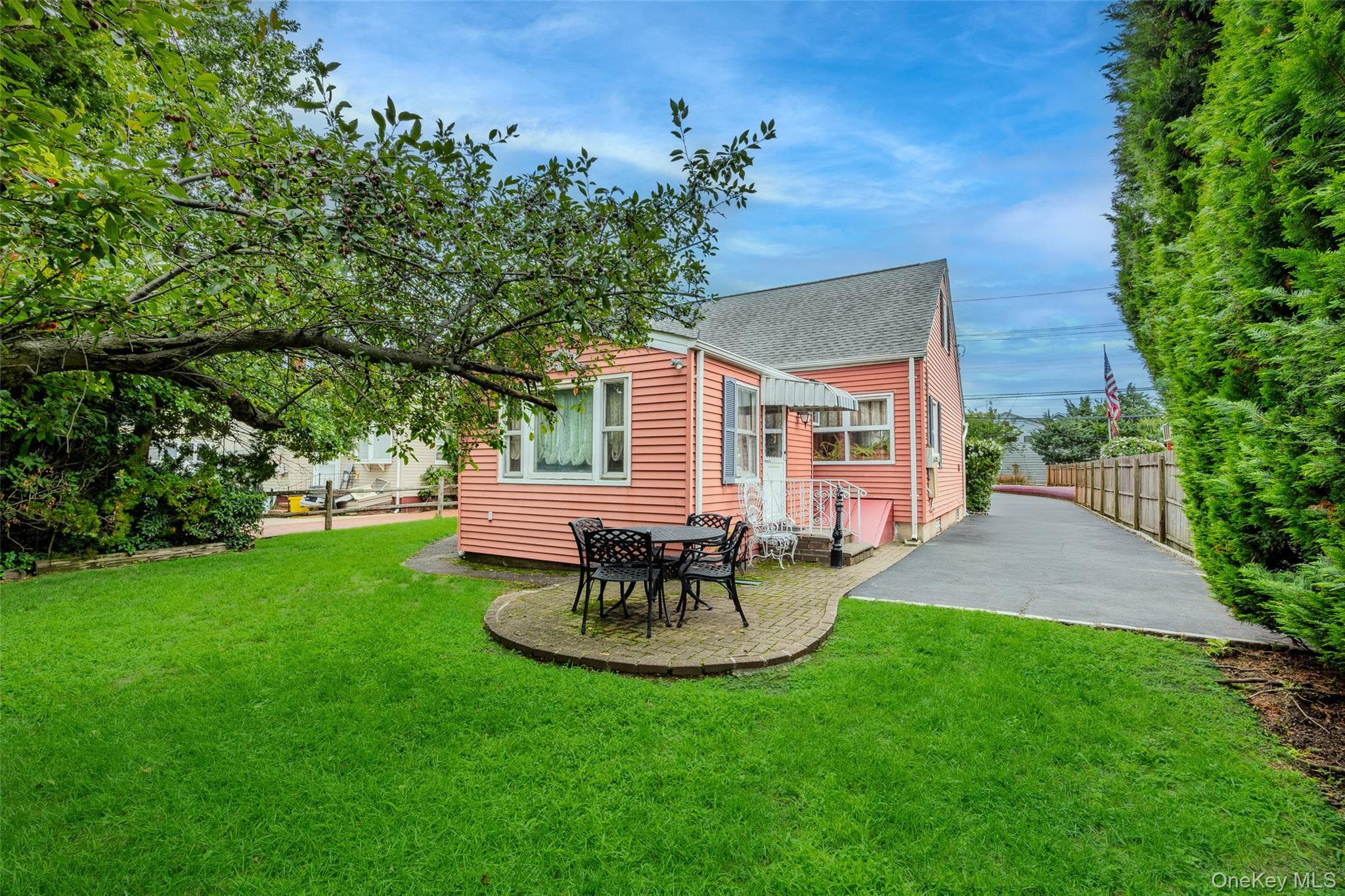 822 Peninsula Boulevard thumbnail 32