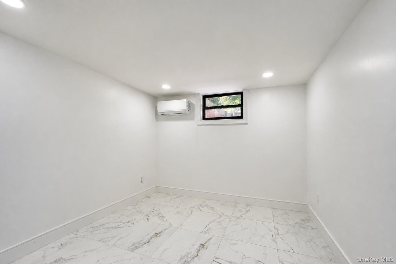 1194 Albany Avenue thumbnail 23