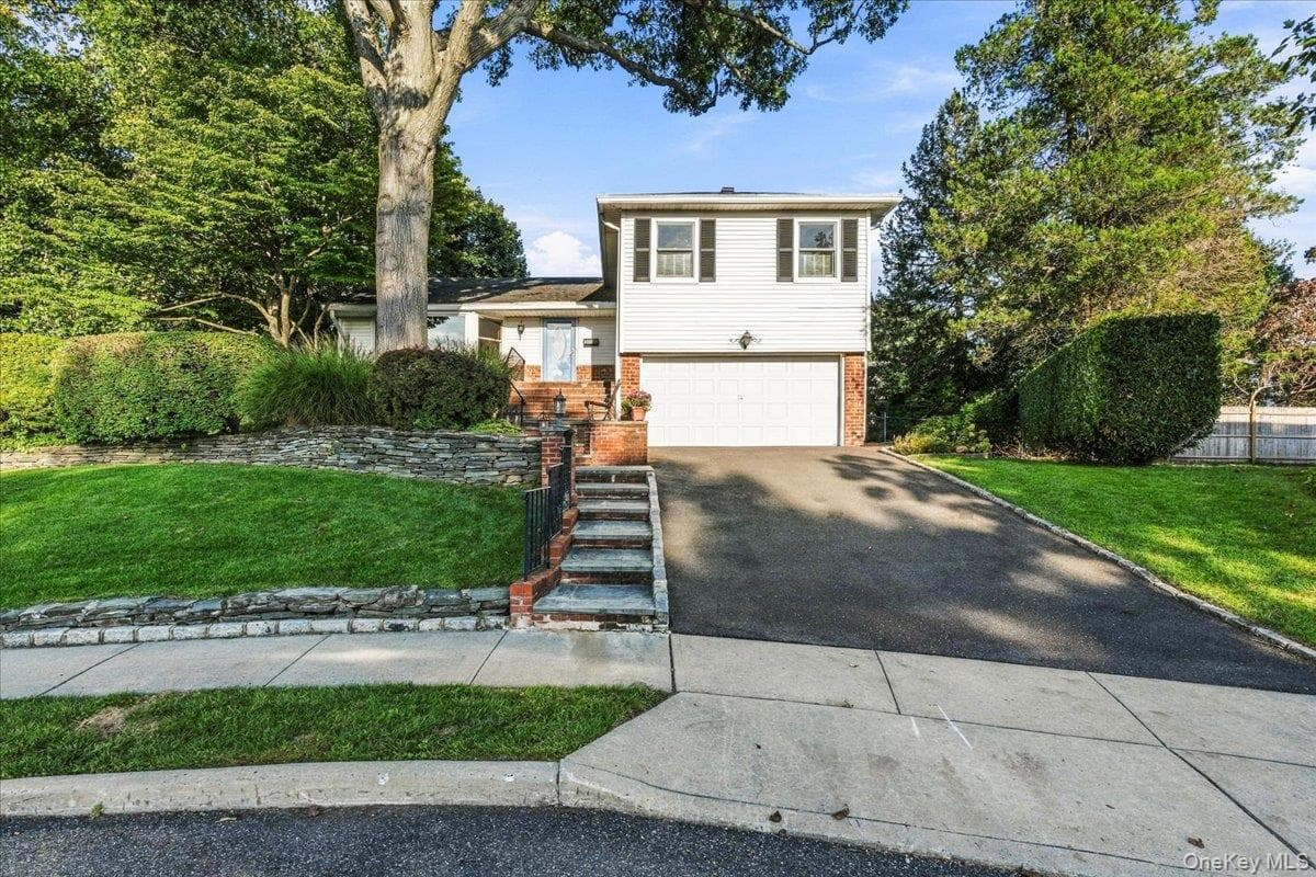 Address Withheld By Request, Port Washington
