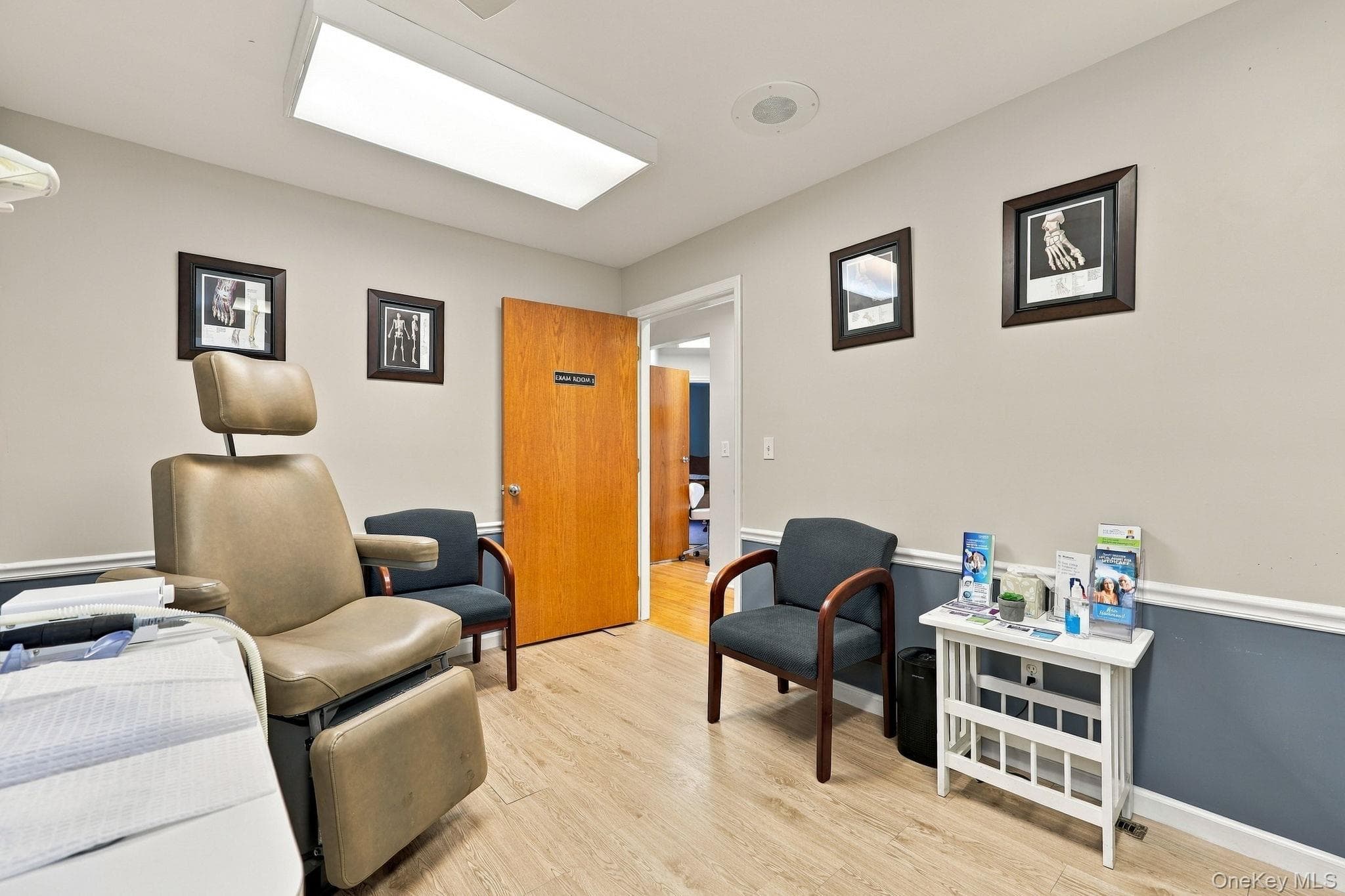 143 Hooker Avenue thumbnail 20
