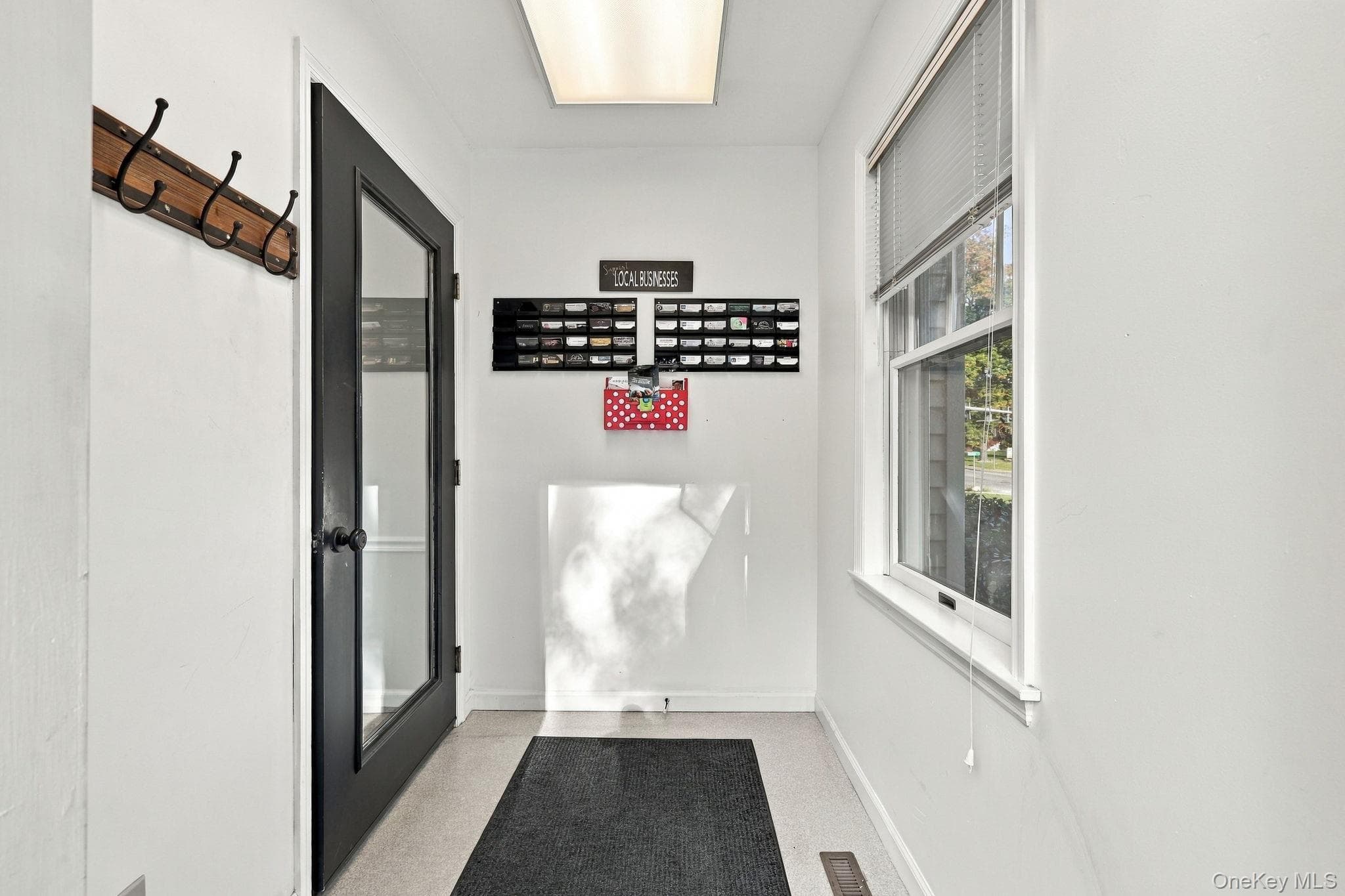 143 Hooker Avenue thumbnail 5