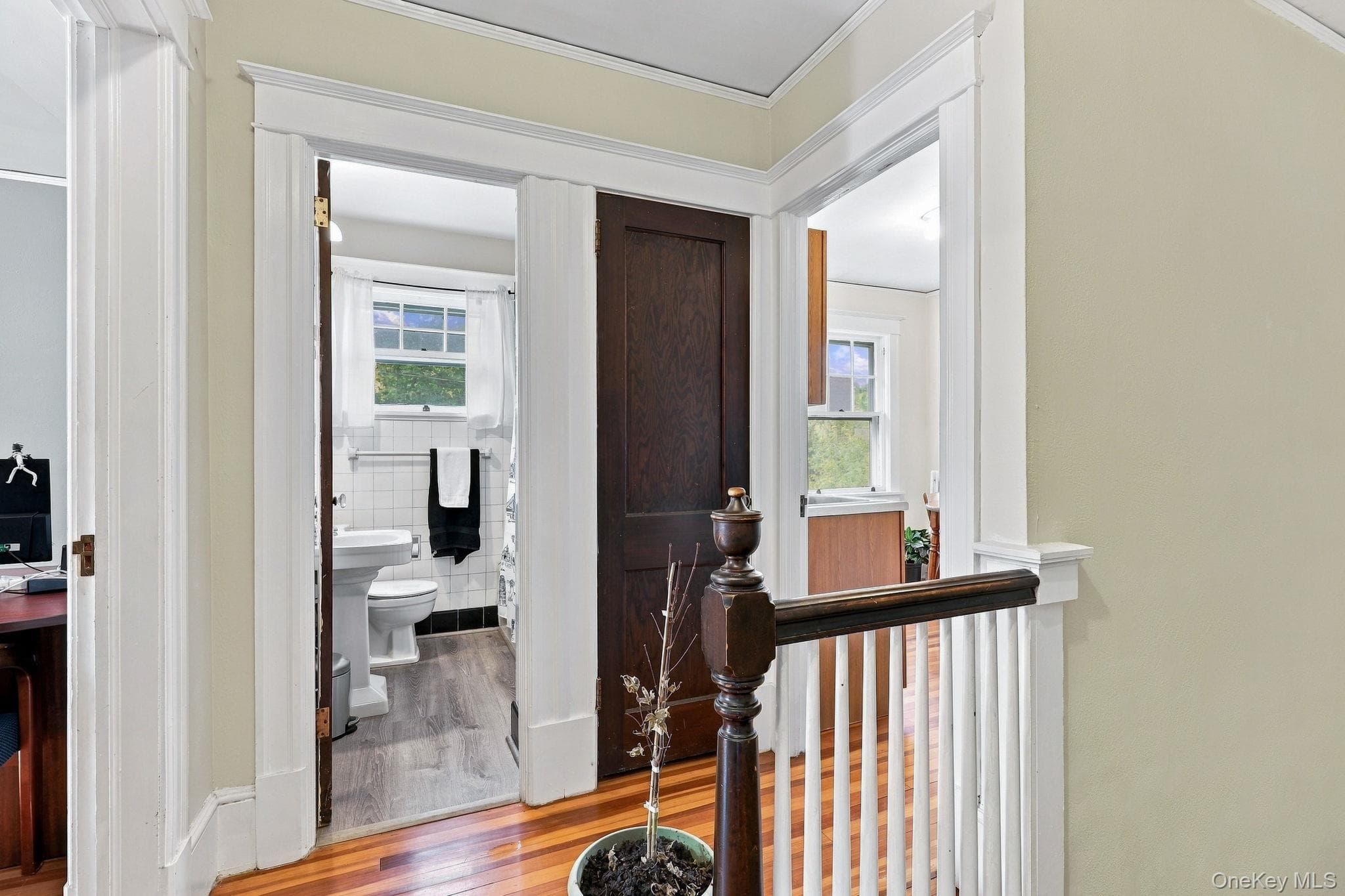 143 Hooker Avenue thumbnail 28