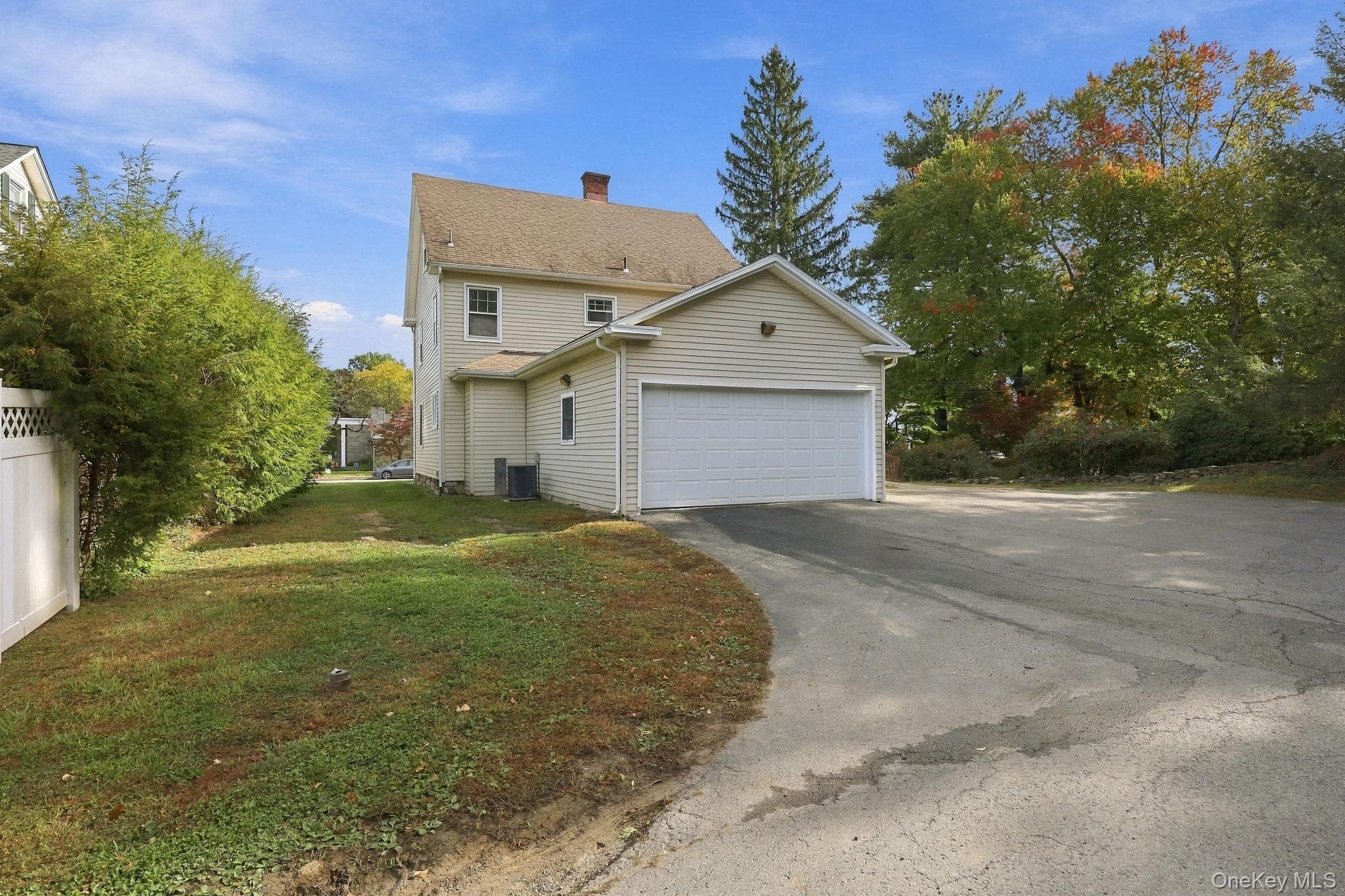 143 Hooker Avenue thumbnail 37