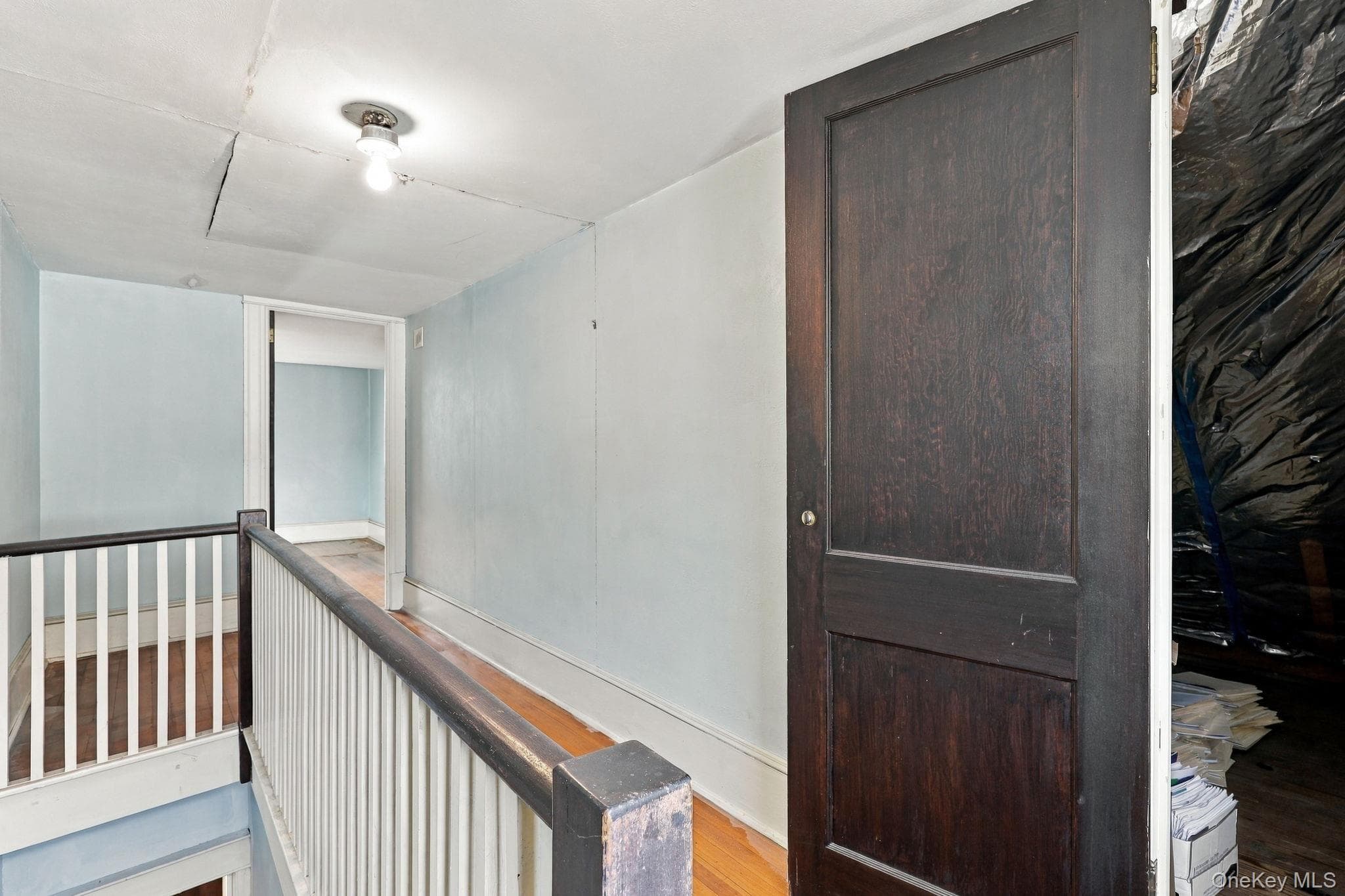 143 Hooker Avenue thumbnail 31