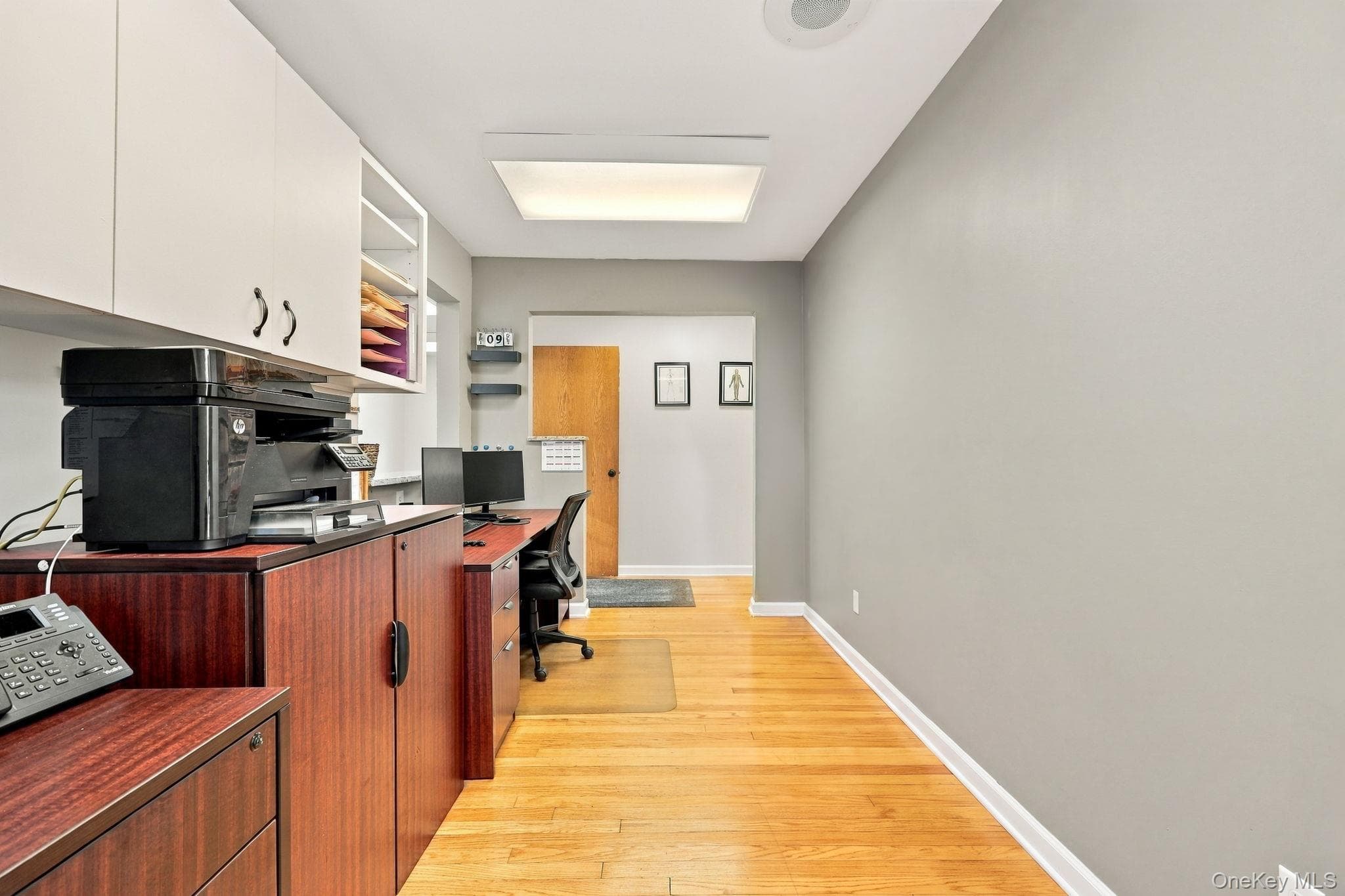 143 Hooker Avenue thumbnail 9