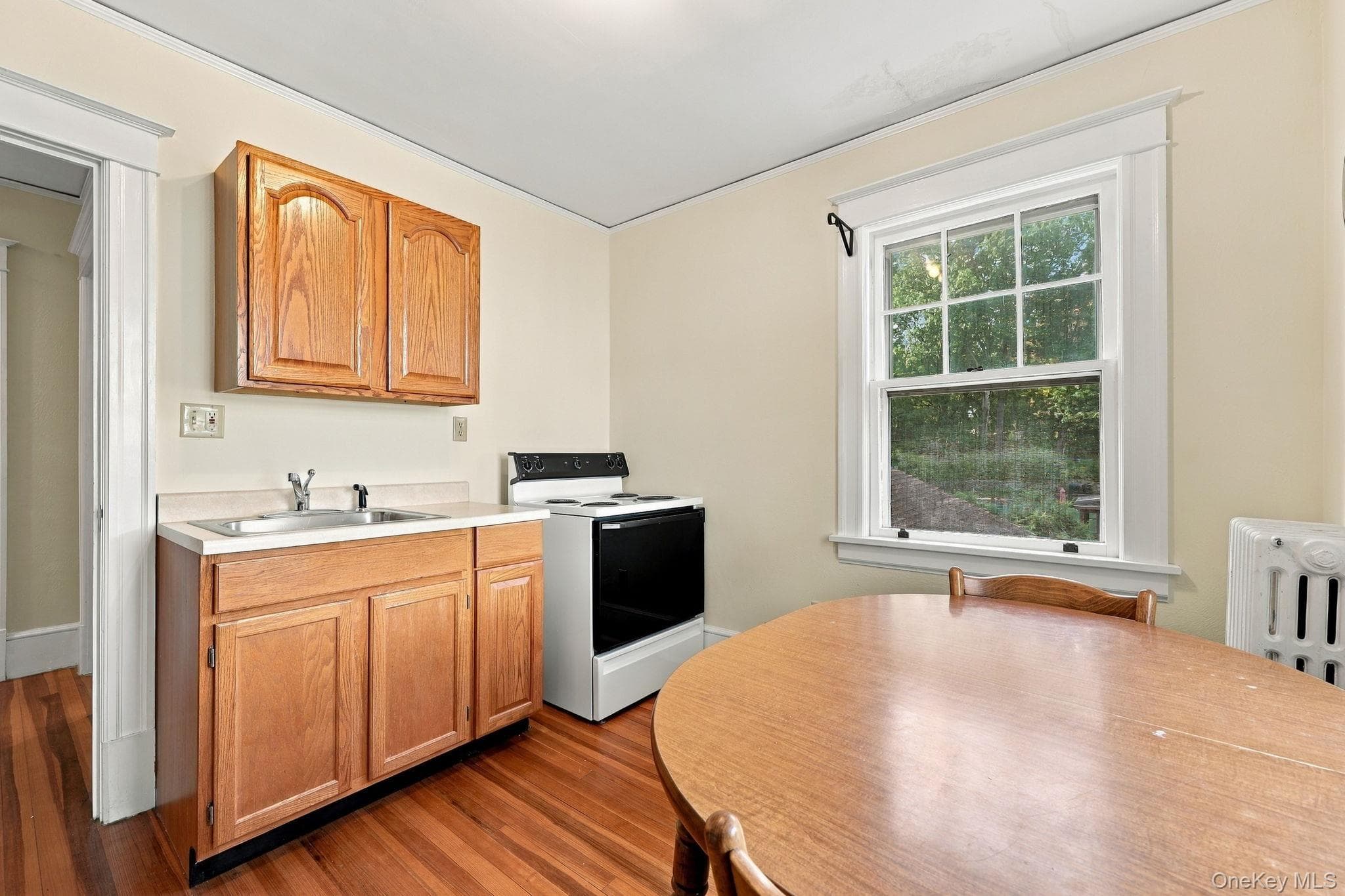 143 Hooker Avenue thumbnail 21