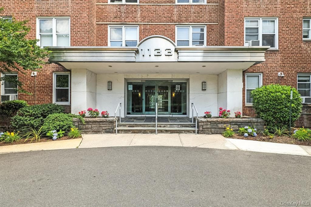 1133 Midland Avenue Unit: 2C thumbnail 18