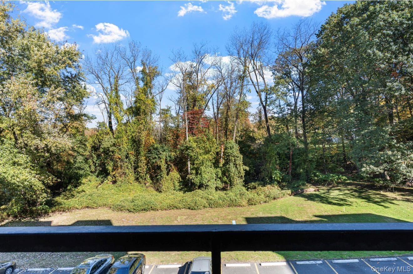 1133 Midland Avenue Unit: 2C thumbnail 13