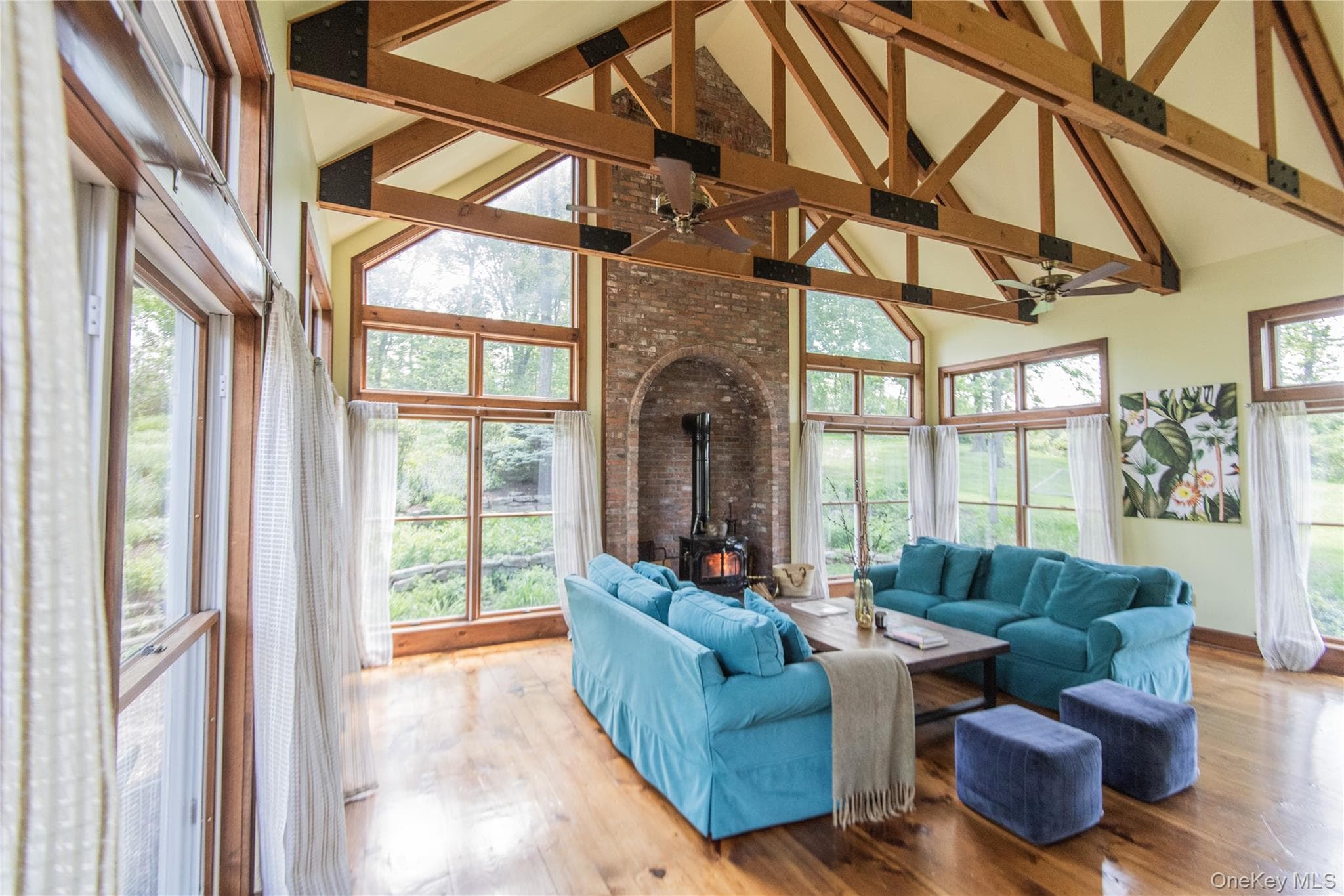 136 Rombout Road thumbnail 5