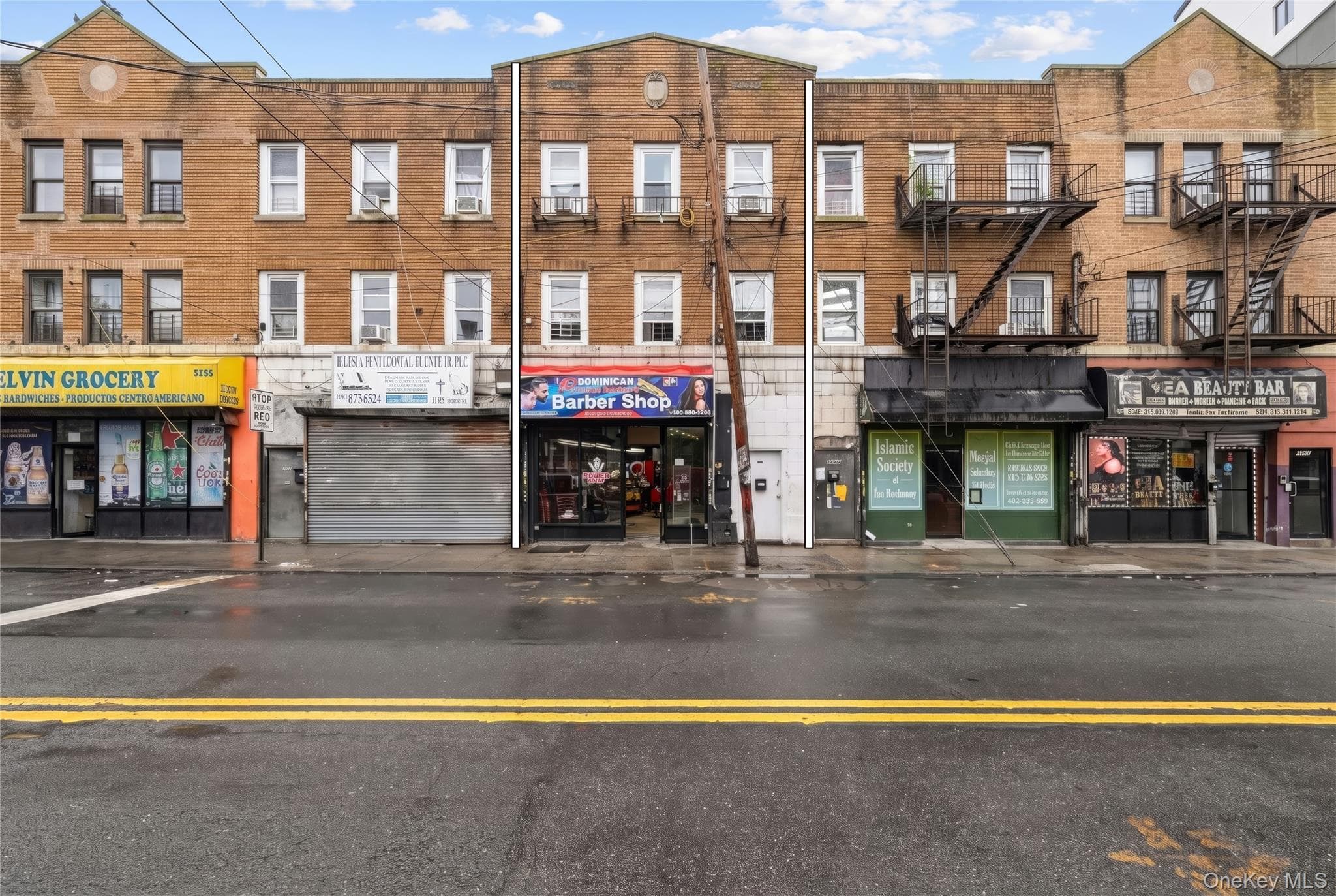 2120 Cornaga Avenue thumbnail 2