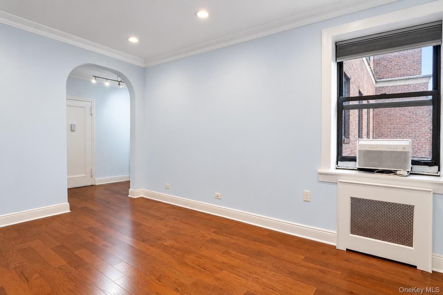 21 Barstow Road Unit: 1L thumbnail 6