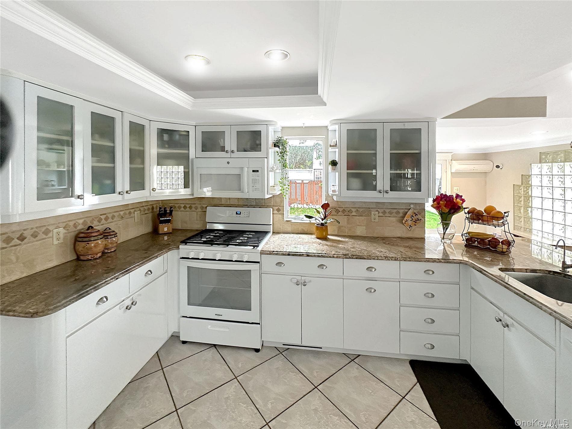 2517 Rockville Centre Parkway thumbnail 10