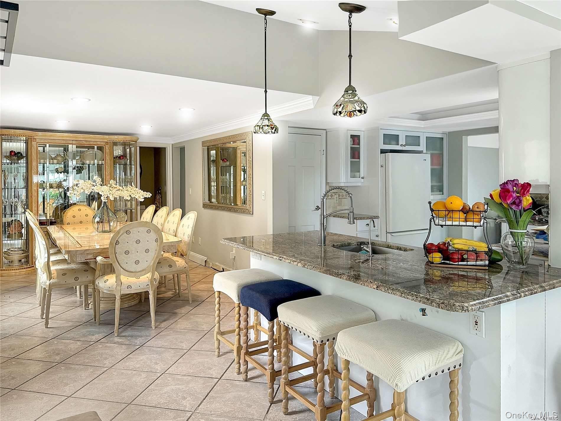 2517 Rockville Centre Parkway thumbnail 12
