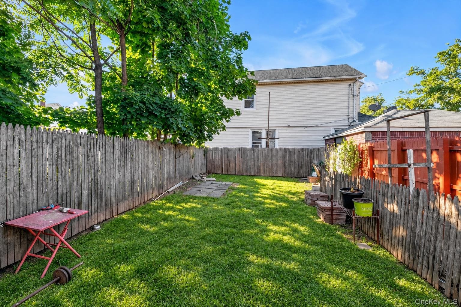 225-13 95th Avenue thumbnail 18