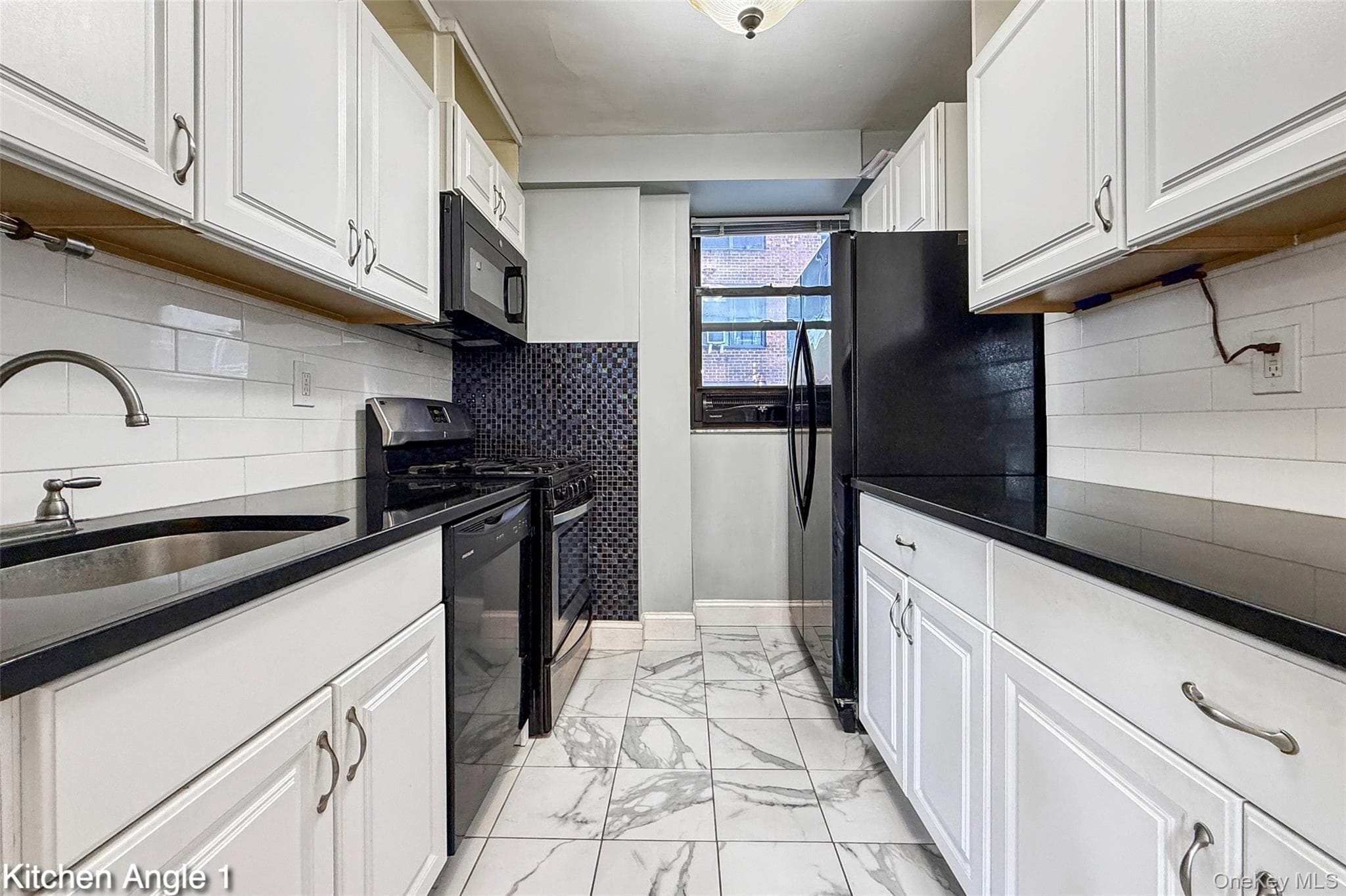 61-25 98th Street Unit: 7J thumbnail 12