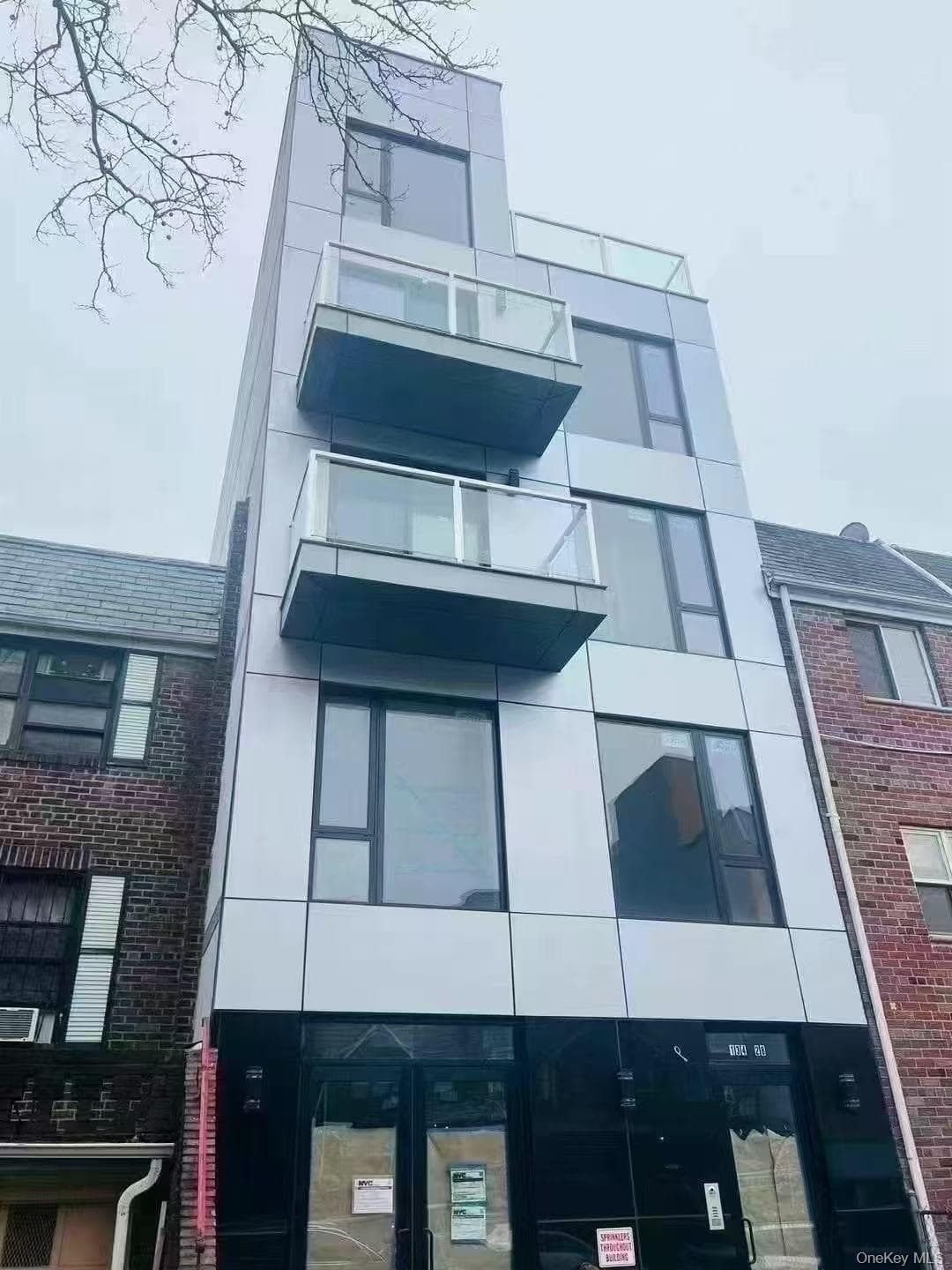 134-28 Blossom Avenue Unit: 3B, Flushing
