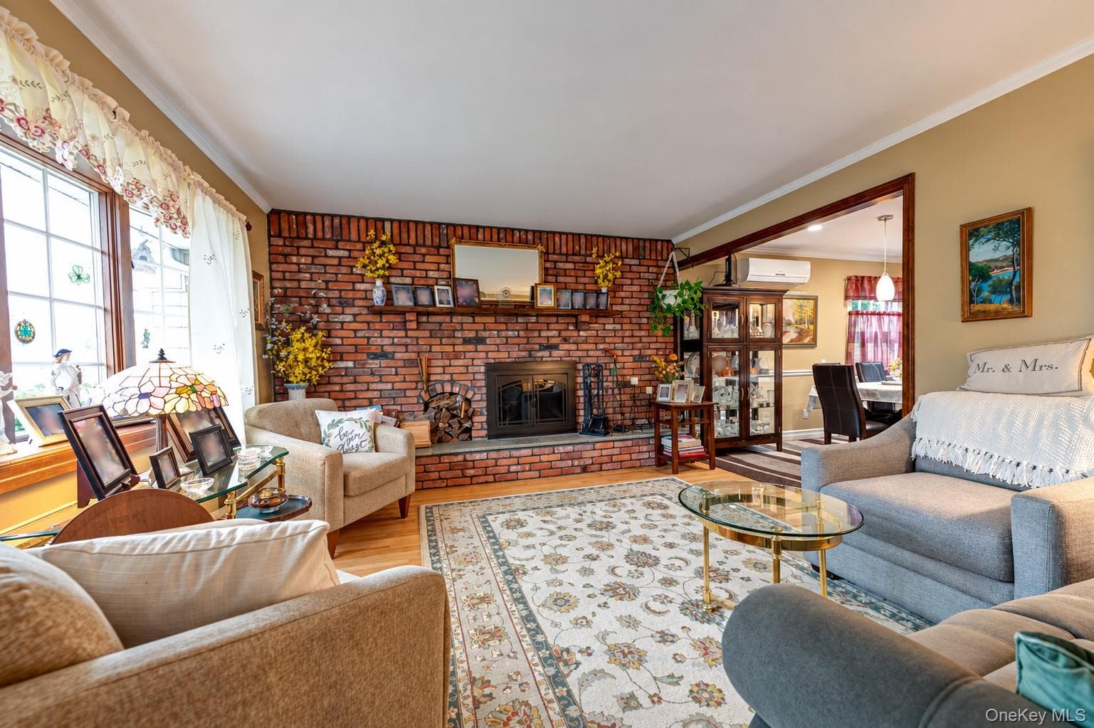 3884 Lincoln Street thumbnail 4