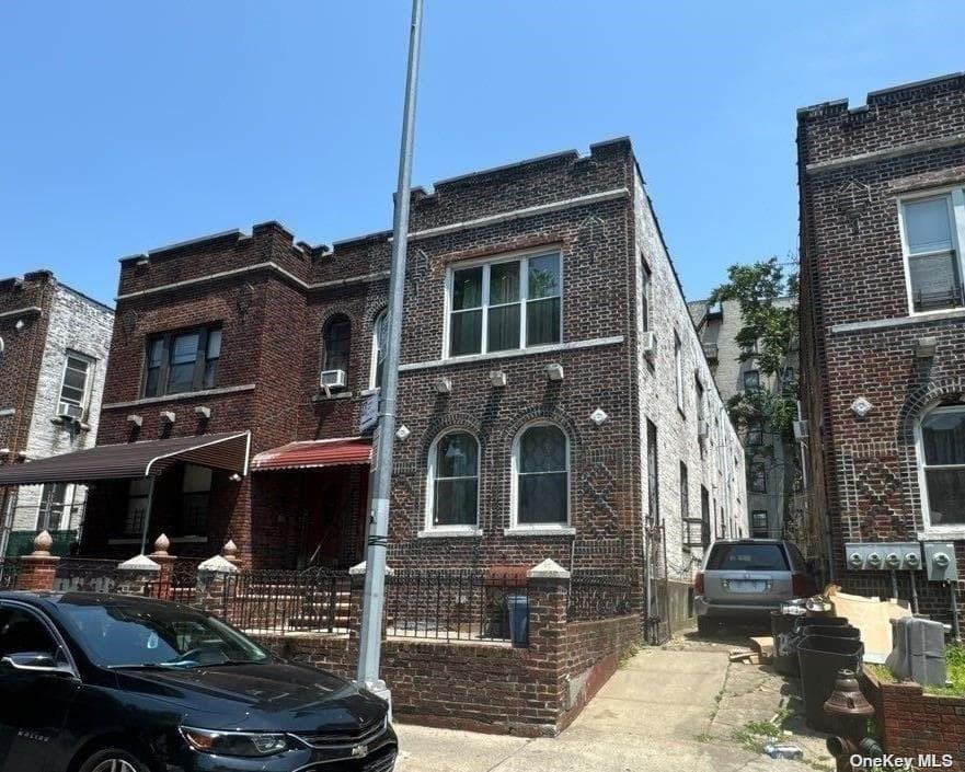 211 E 96th Street Unit: 4 thumbnail 2
