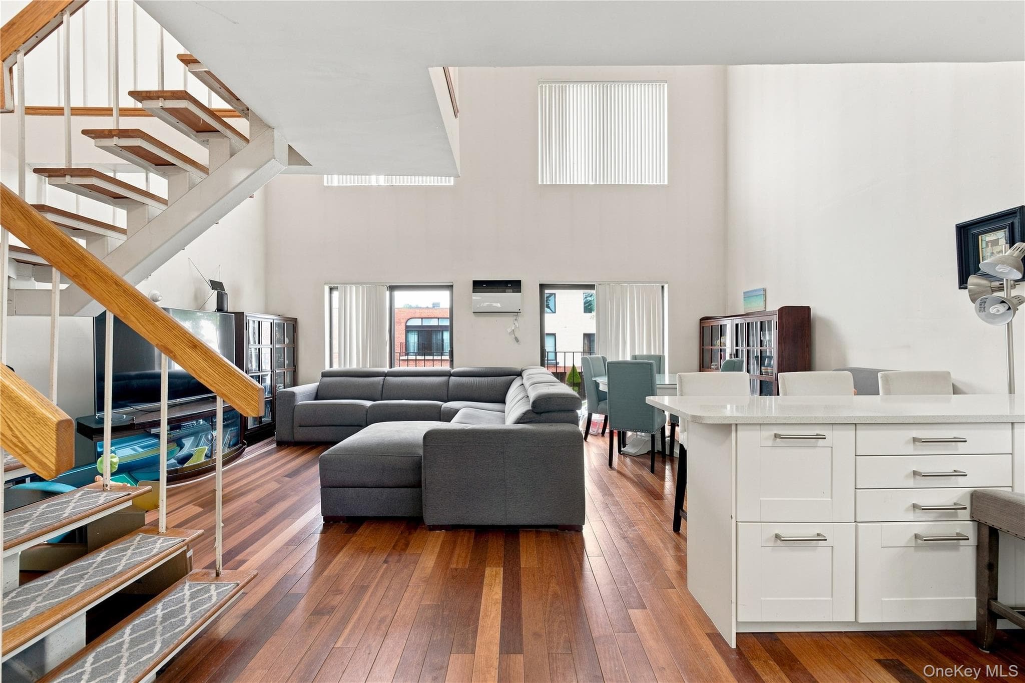 3-27 128th Street Unit: 21D thumbnail 3