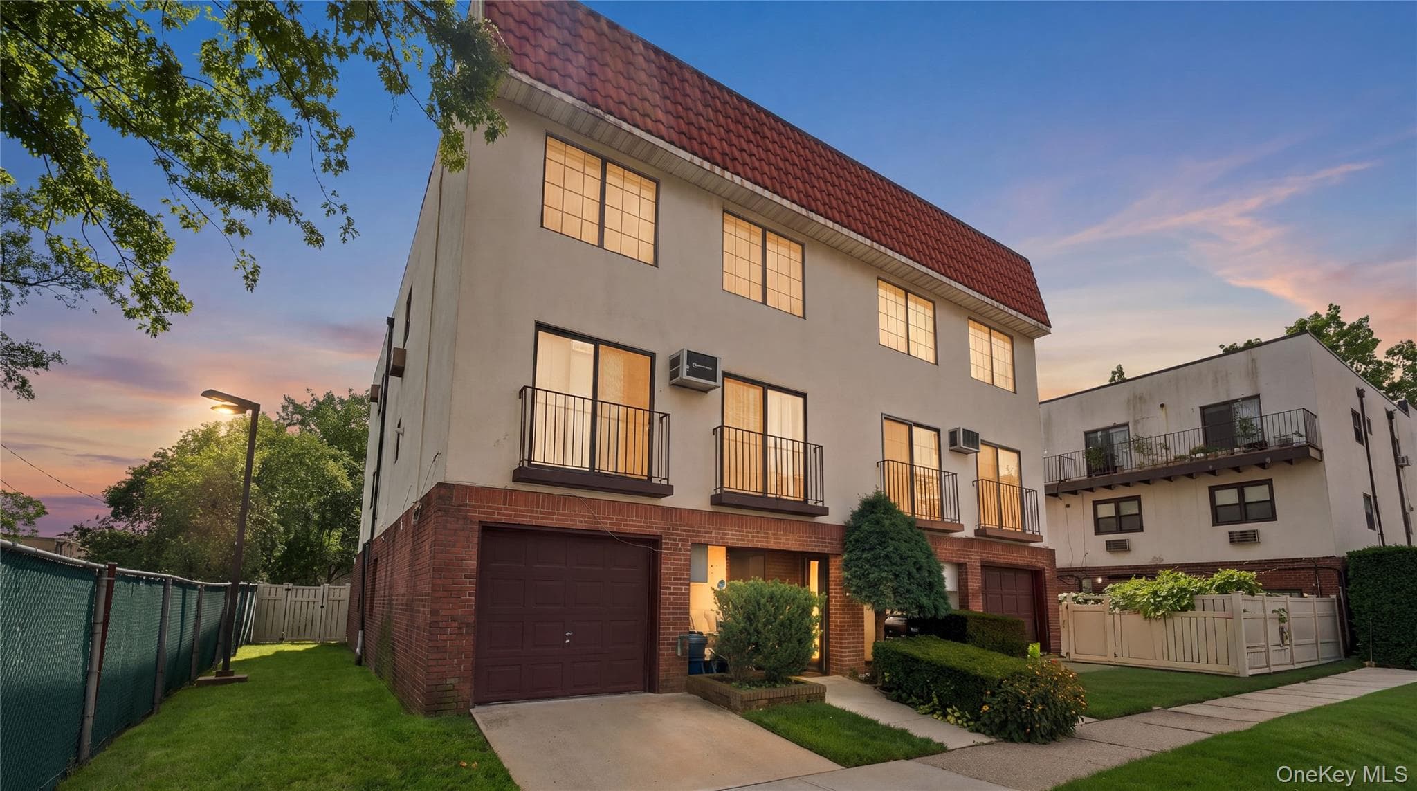 3-27 128th Street Unit: 21D thumbnail 2