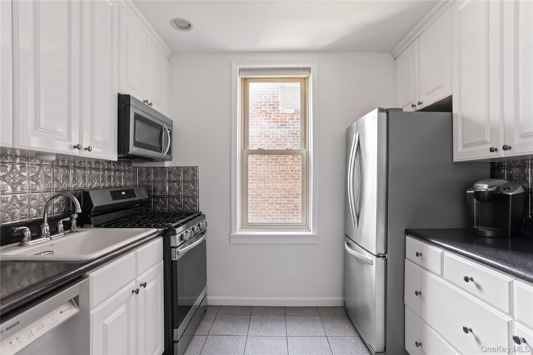 43-10 48th Avenue Unit: 5R thumbnail 2