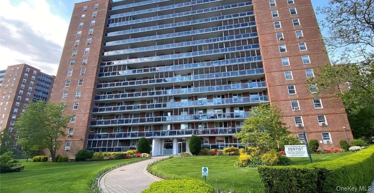 97-37 63 Road Rd Unit: 5C, Rego Park