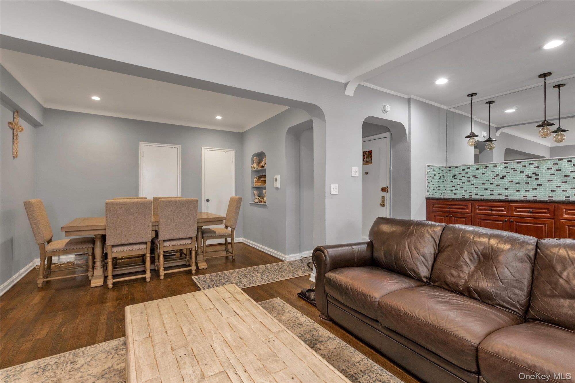 6361 99th Street Unit: A6 thumbnail 6