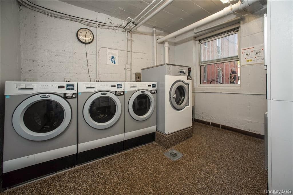 485 Bronx River Road Unit: B64 thumbnail 10