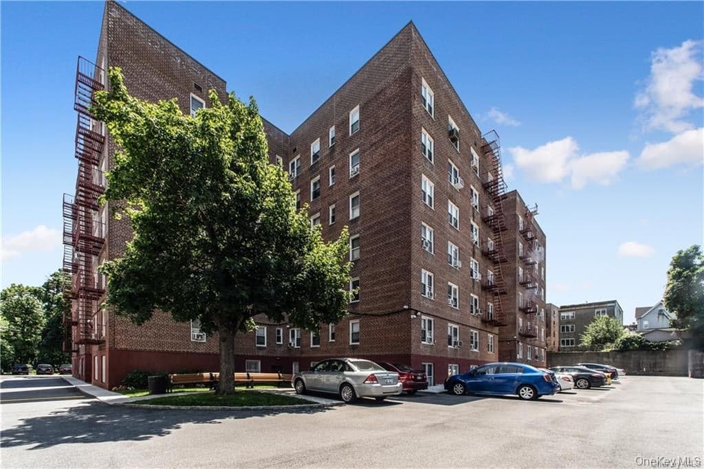 485 Bronx River Road Unit: B64 thumbnail 11