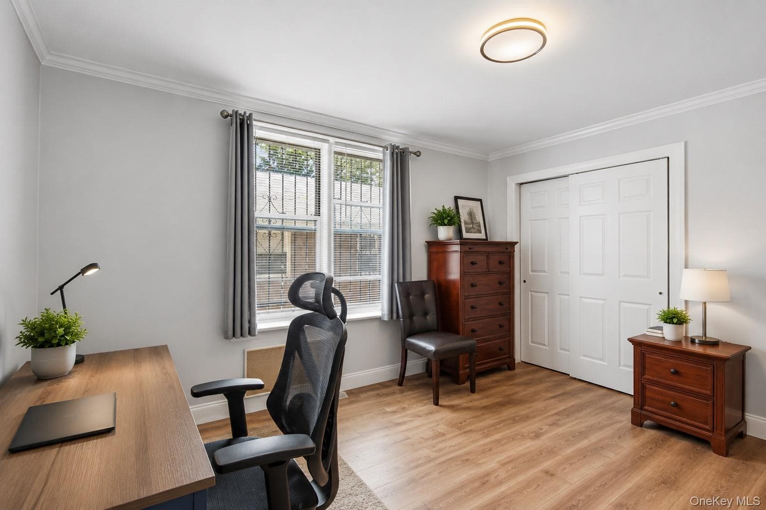 3425 150th Pl PL Unit: 1B thumbnail 16