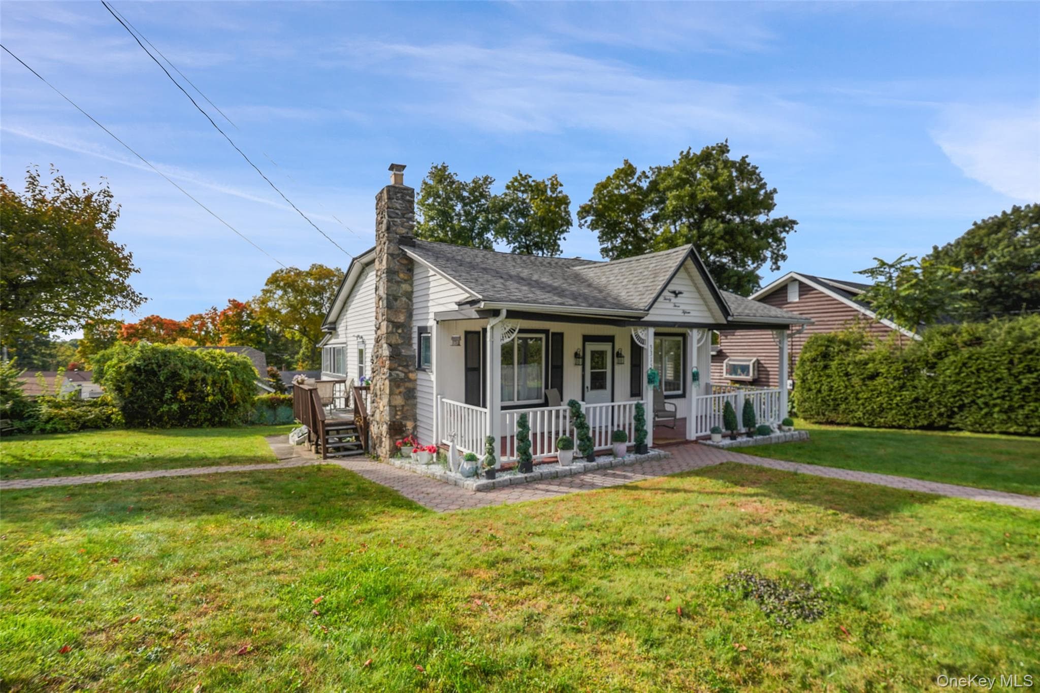 3315 Lookout Street thumbnail 2