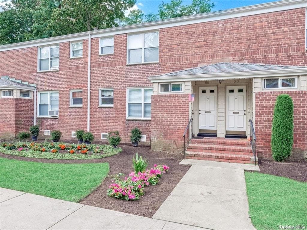 56 Edwards Street Unit: 2B photo 1