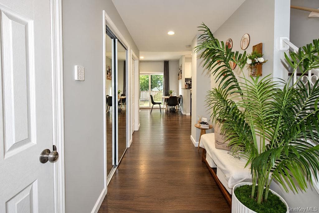 102 Patchogue Drive thumbnail 5