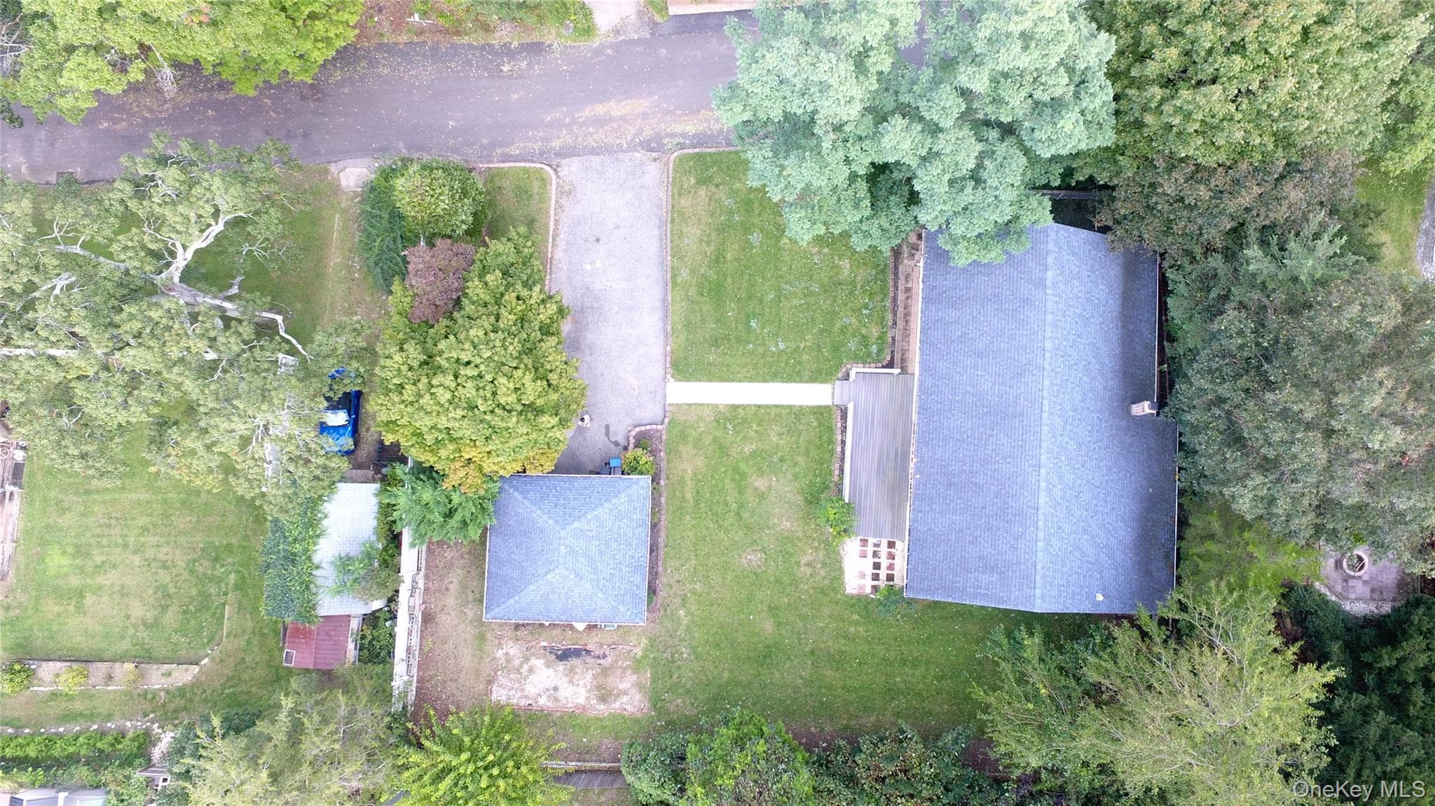 40 Flowerfield Road thumbnail 2