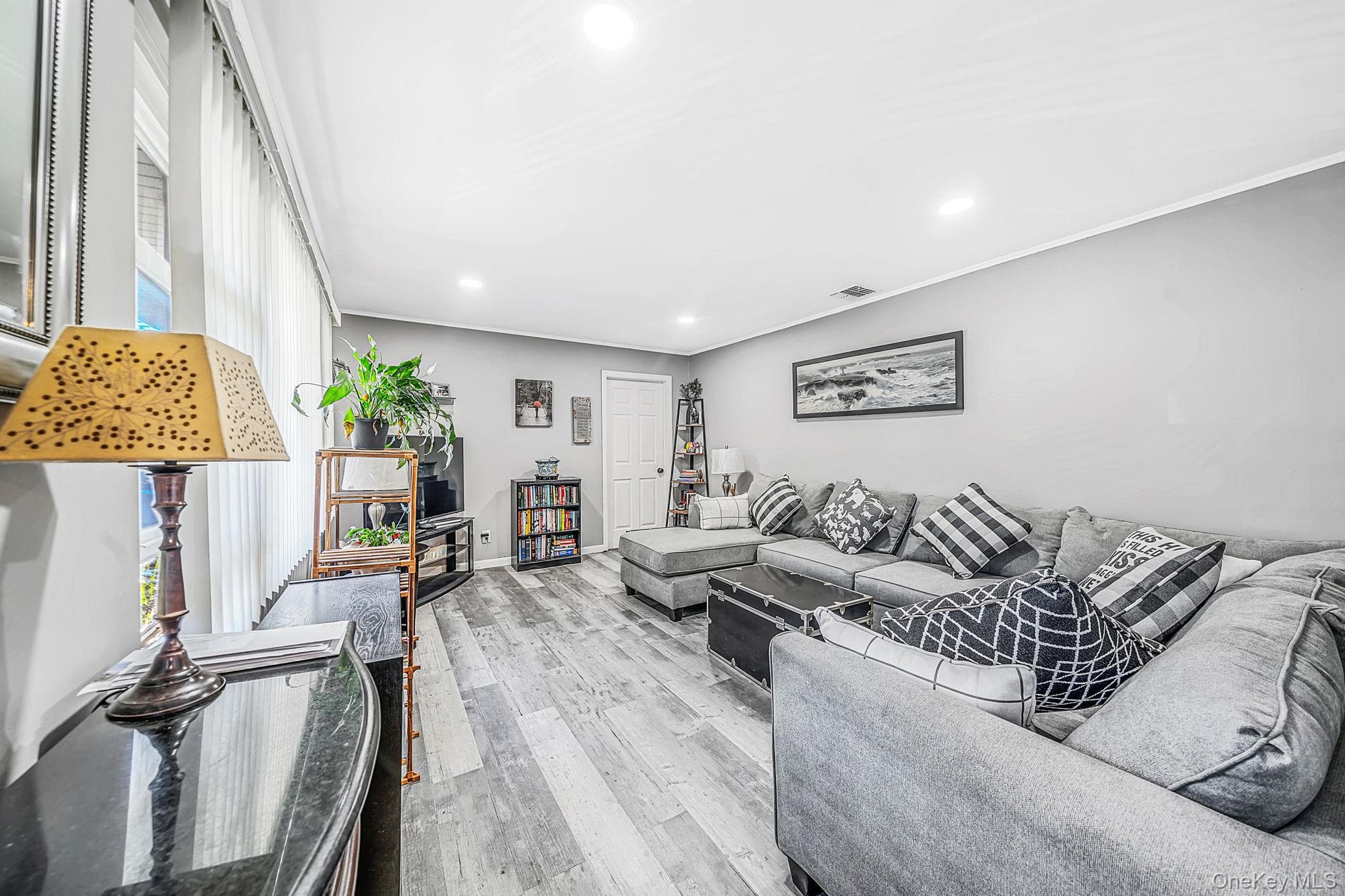 1528 Baldwin Boulevard thumbnail 4