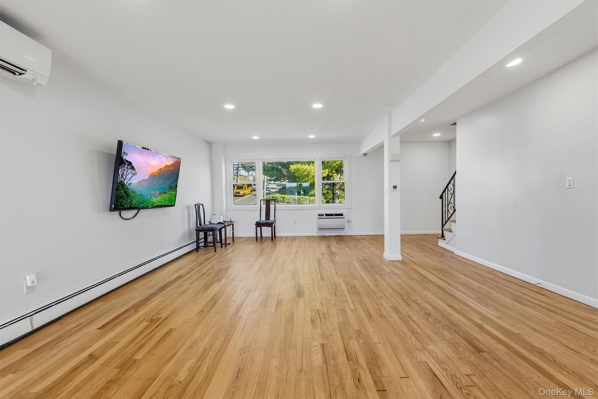 339 N Broadway thumbnail 17