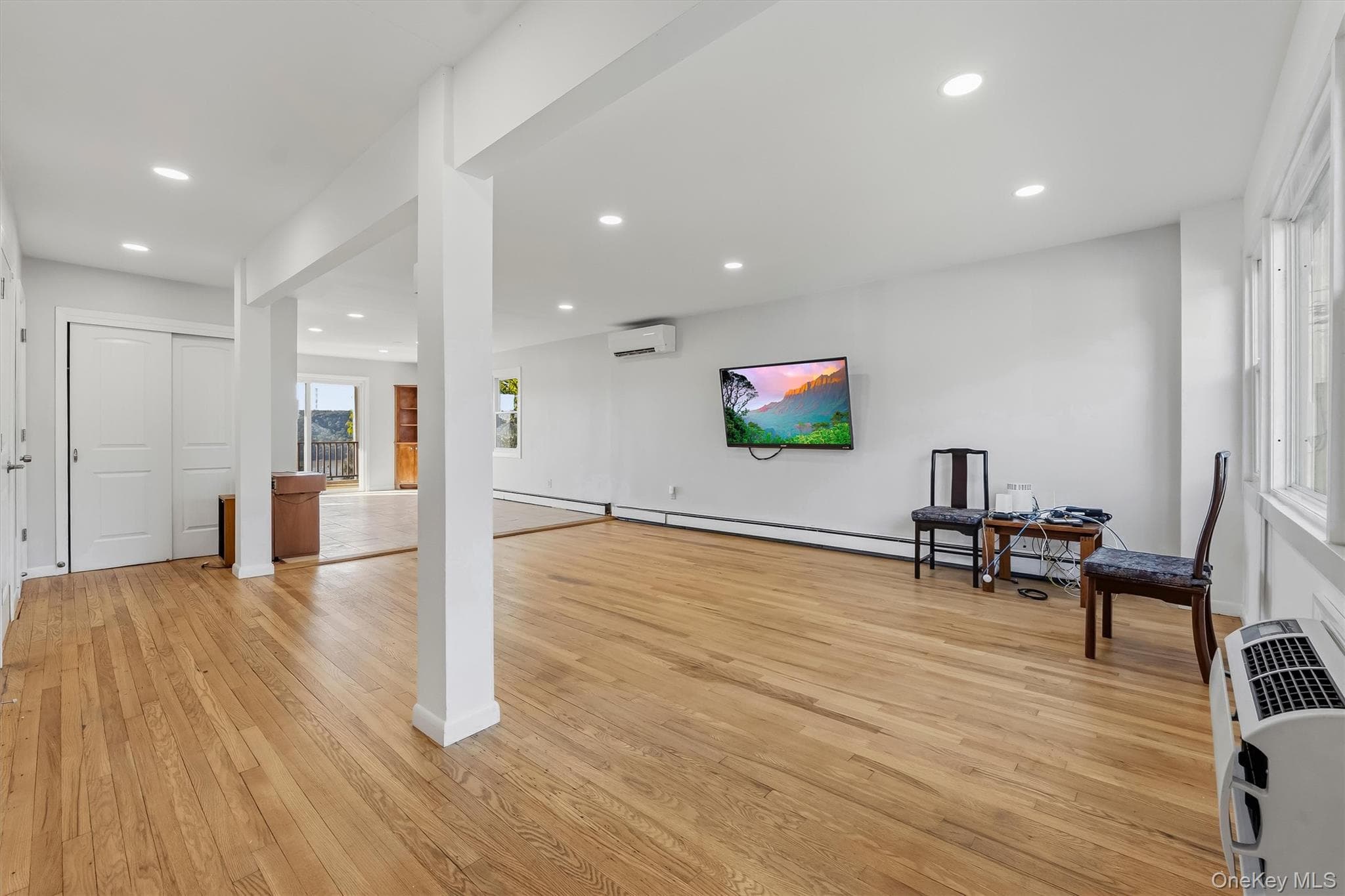 339 N Broadway thumbnail 14