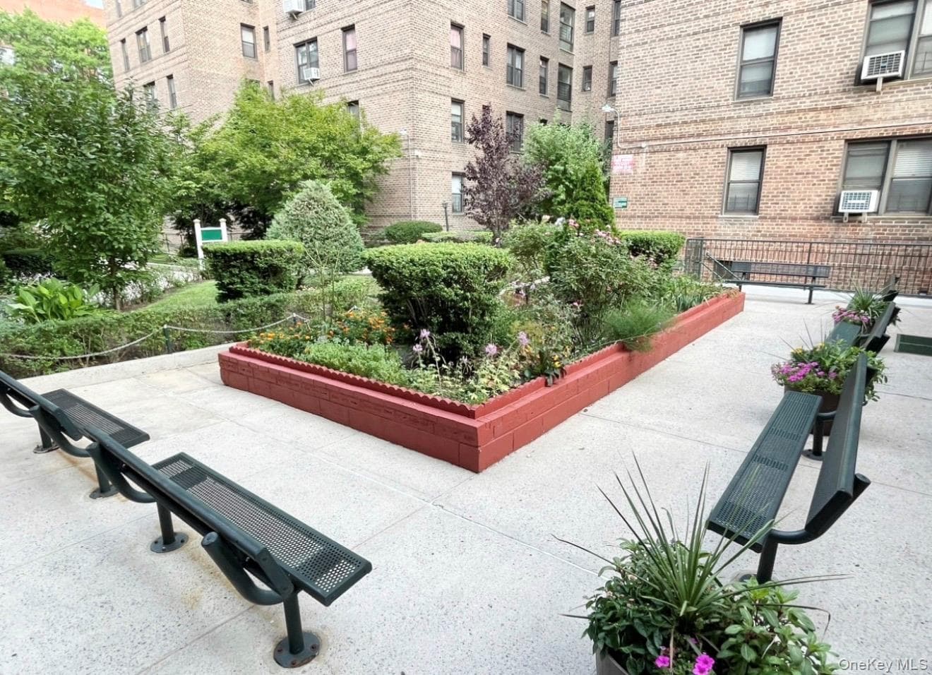 43-40 Union Street Unit: 2D, Flushing